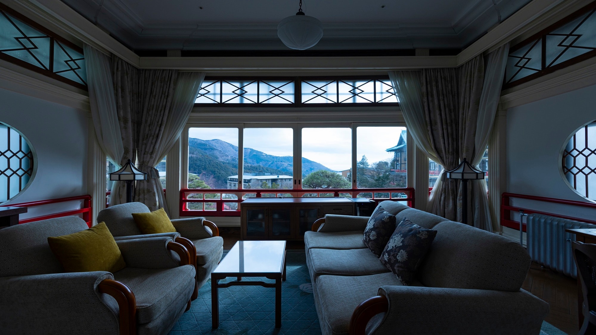 Main Building: Historic Junior Suite