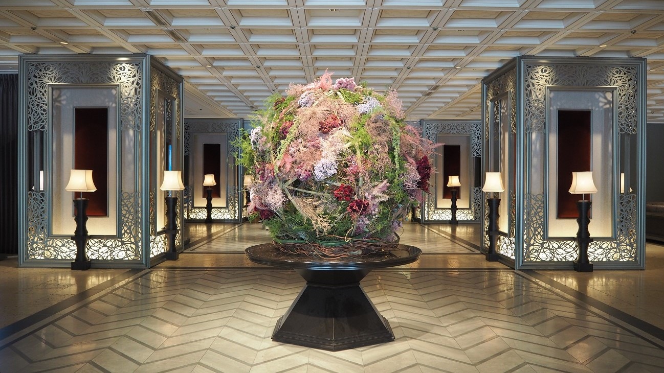 Lobby decoration flower image