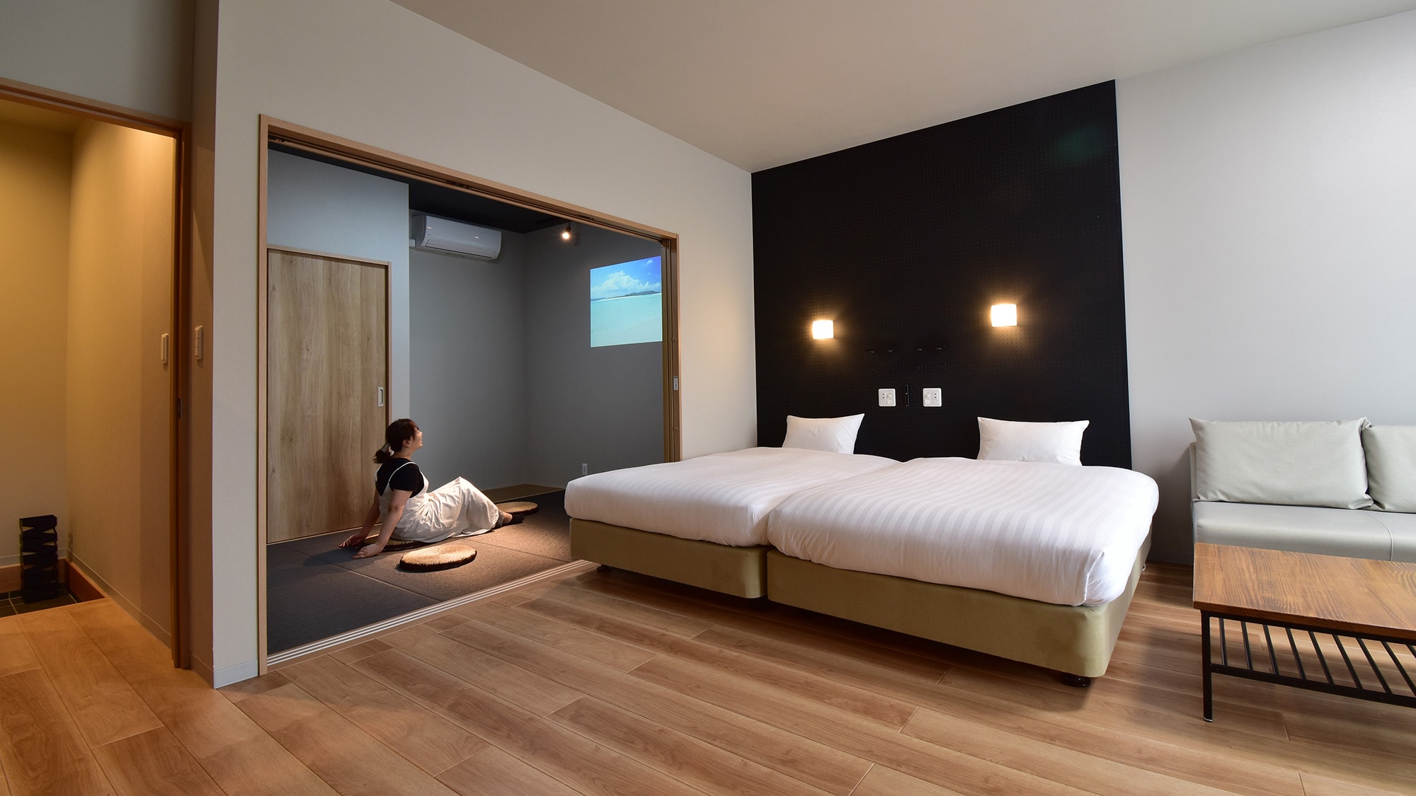 [Standard Room/Dog Friendly Room] Enjoy the projector