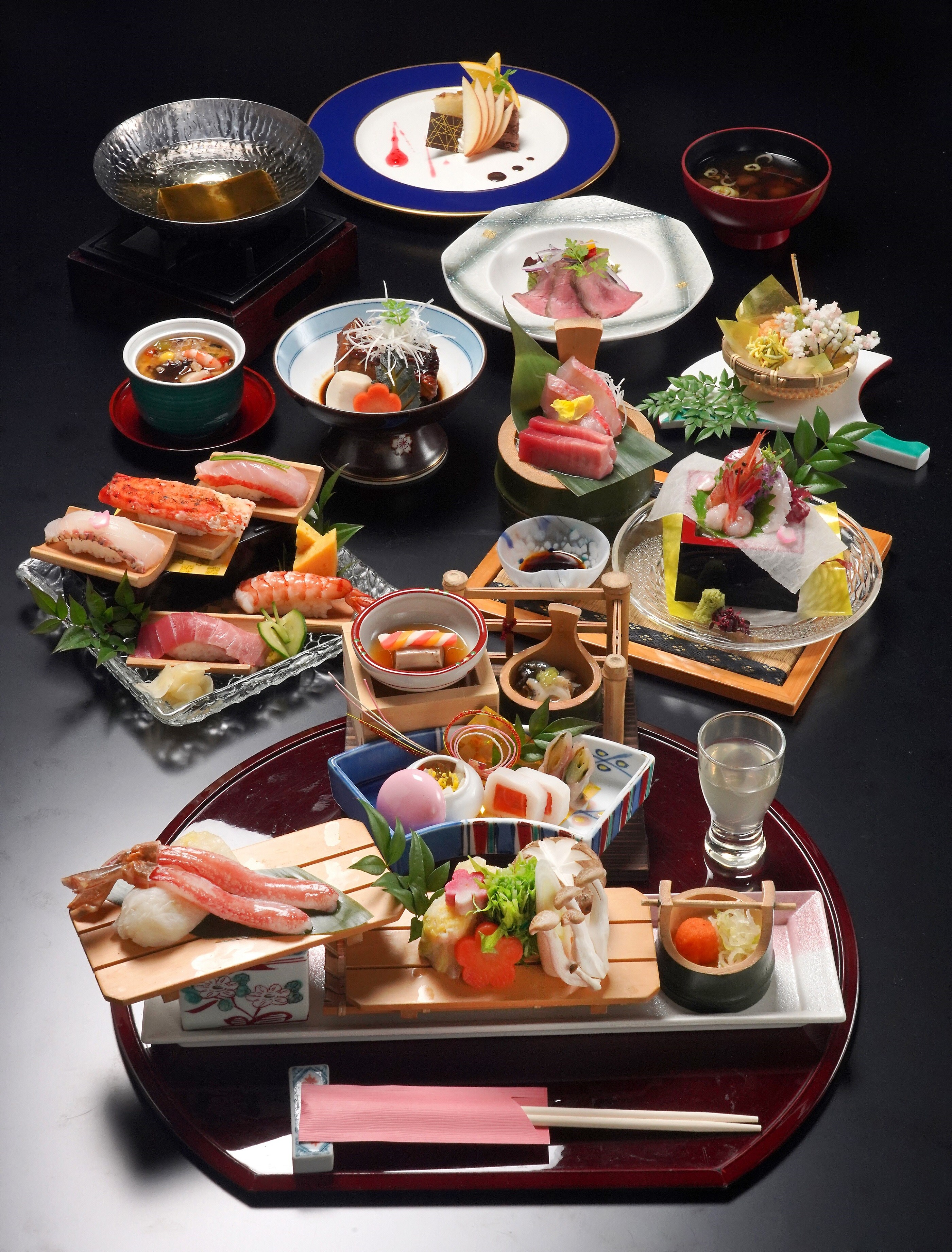 Enjoy crab shabu-shabu, red sea bream, and grilled king crab♪