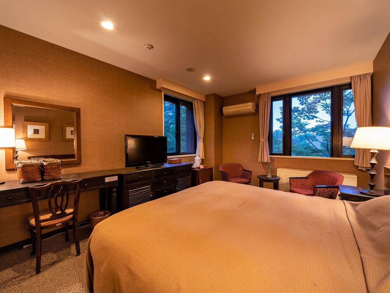 [Superior Double] This room is recommended for customers who want to relax with a slightly wider floor plan.