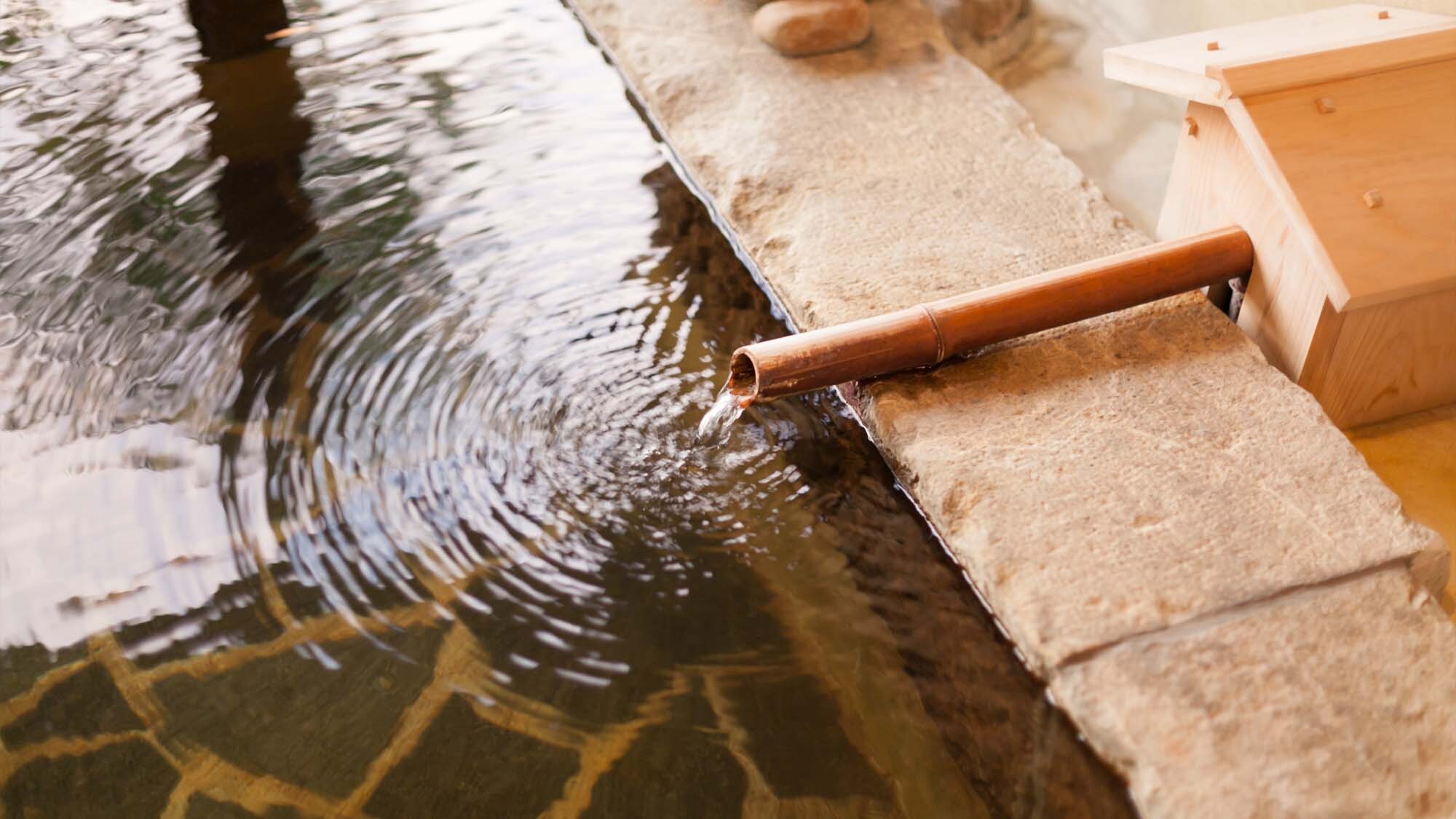 Kamar bergaya Jepang-Barat dua lantai yang terpisah (Shichinosho)