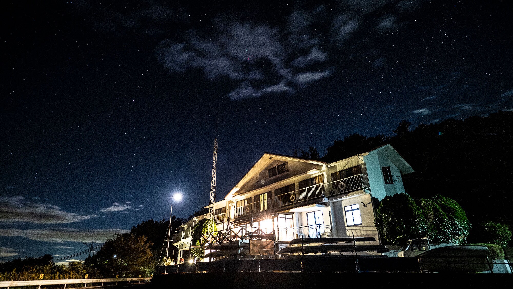・ Pension Kuroshio Maru and the starry sky