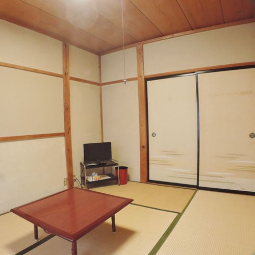 ◆Kamar bergaya Jepang (6 tikar tatami)/Ini adalah kamar kecil, tetapi direkomendasikan untuk wisatawan solo, wisatawan bisnis, dan kelompok kecil.