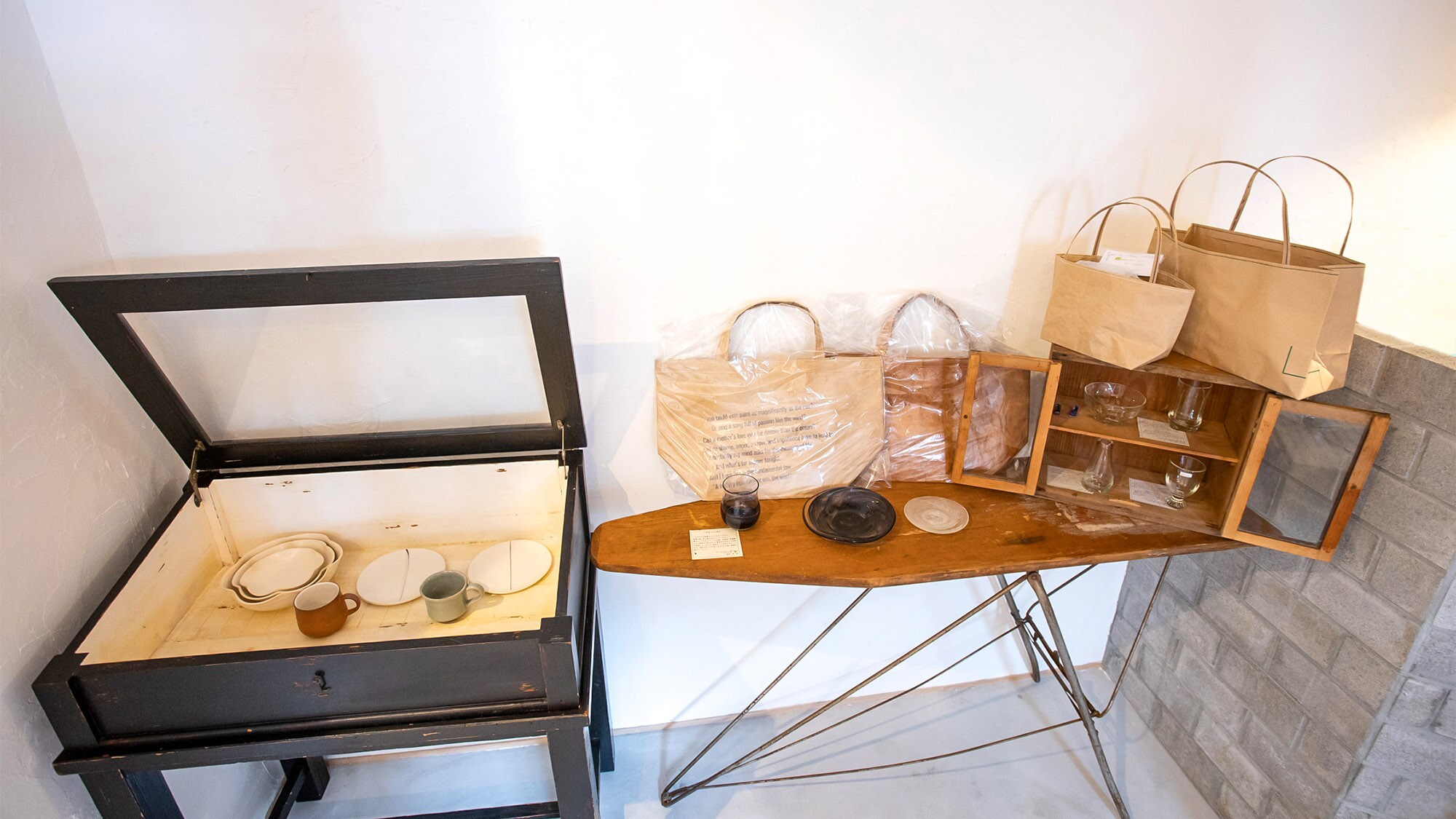 Artwork sales