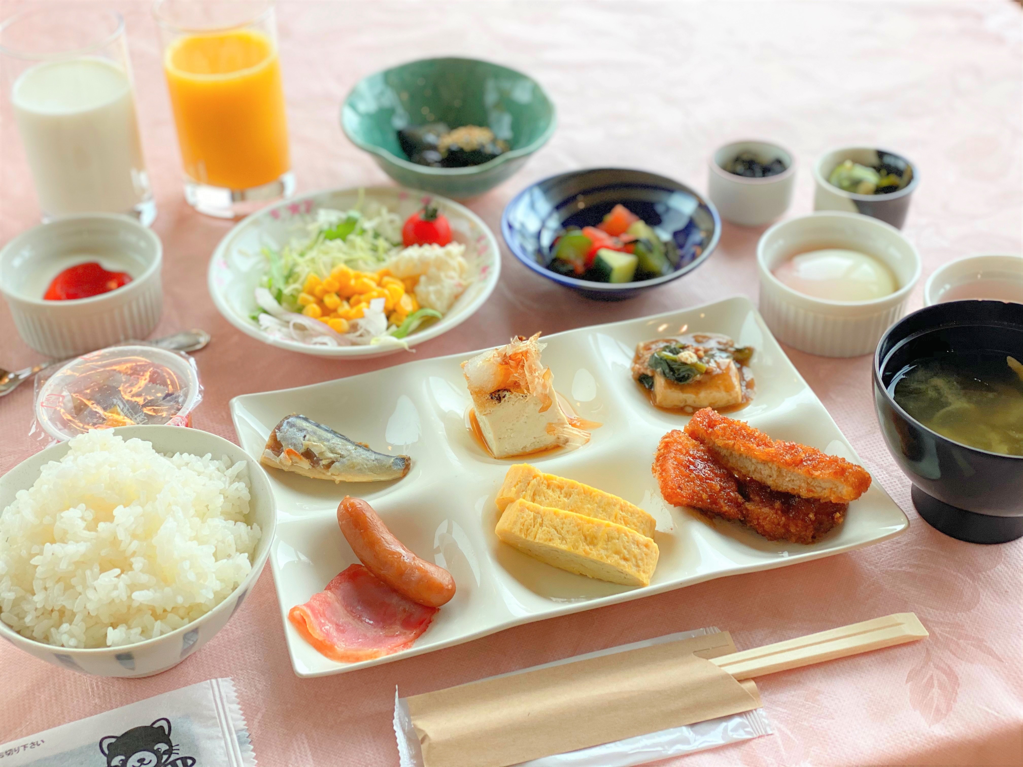 Free breakfast buffet