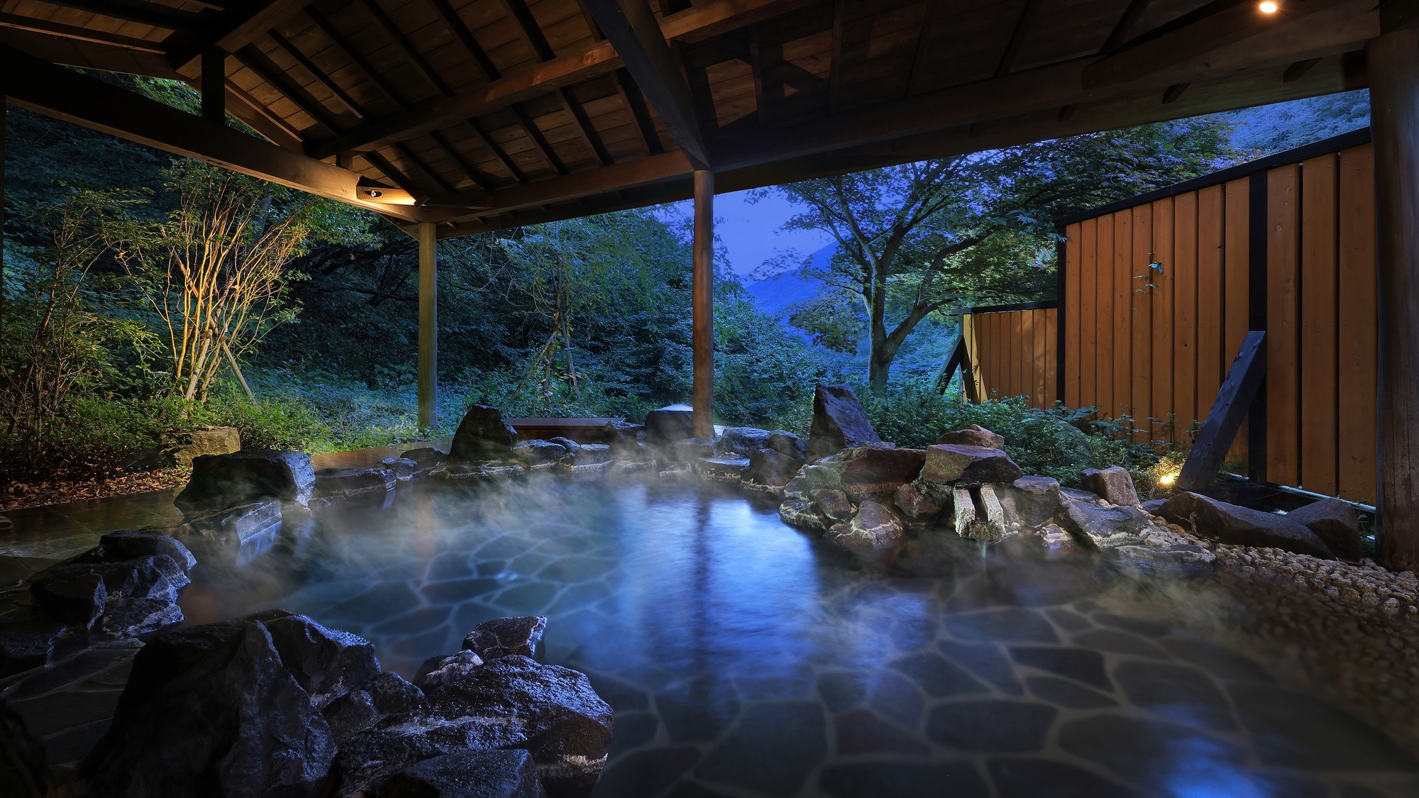 Private open-air bath "Shikazoki no Yu"