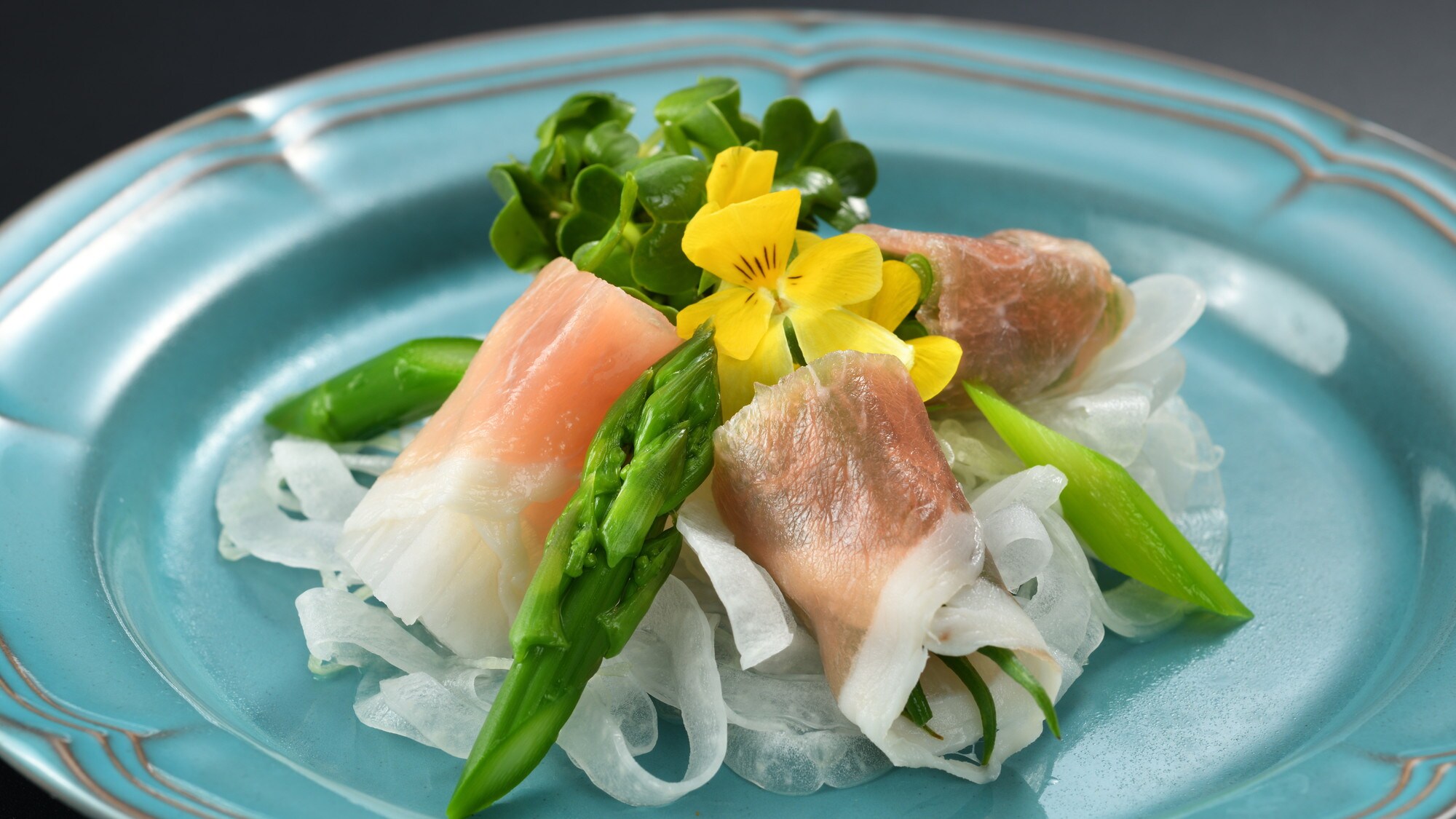 夏季特色菜：帕爾瑪火腿沙拉（夏季懷石料理套餐 - 2 種）（2026 年 6 月至 10 月）