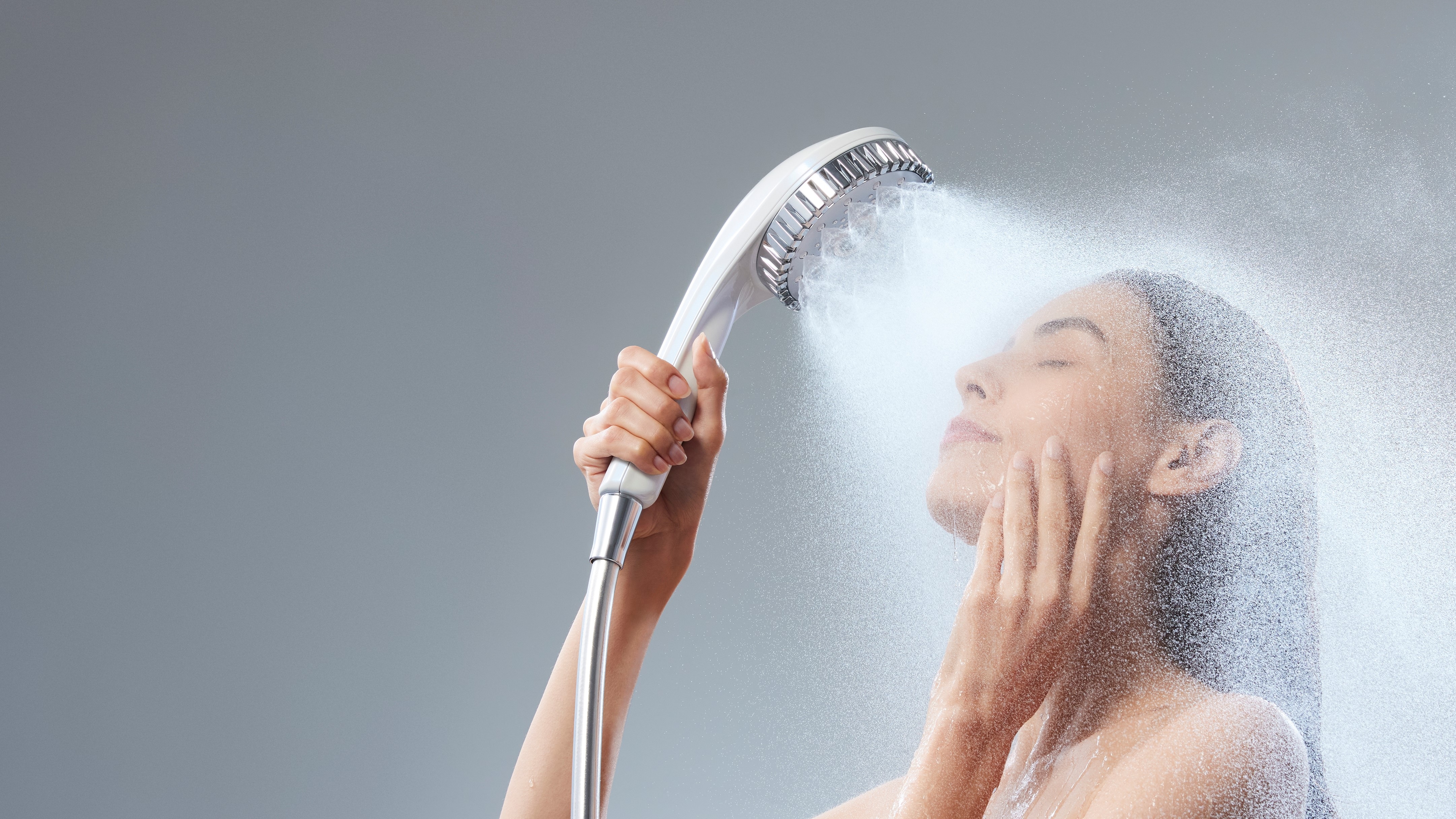 ReFa shower head image (limited to some rooms)