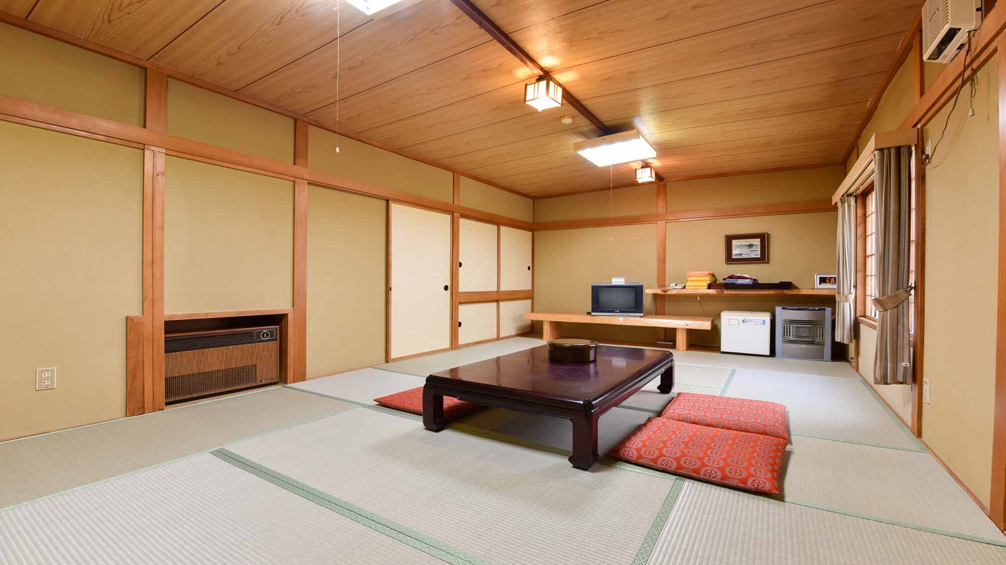 *Japanese-style rooms: 4.5 tatami mats to 14.5 tatami mats