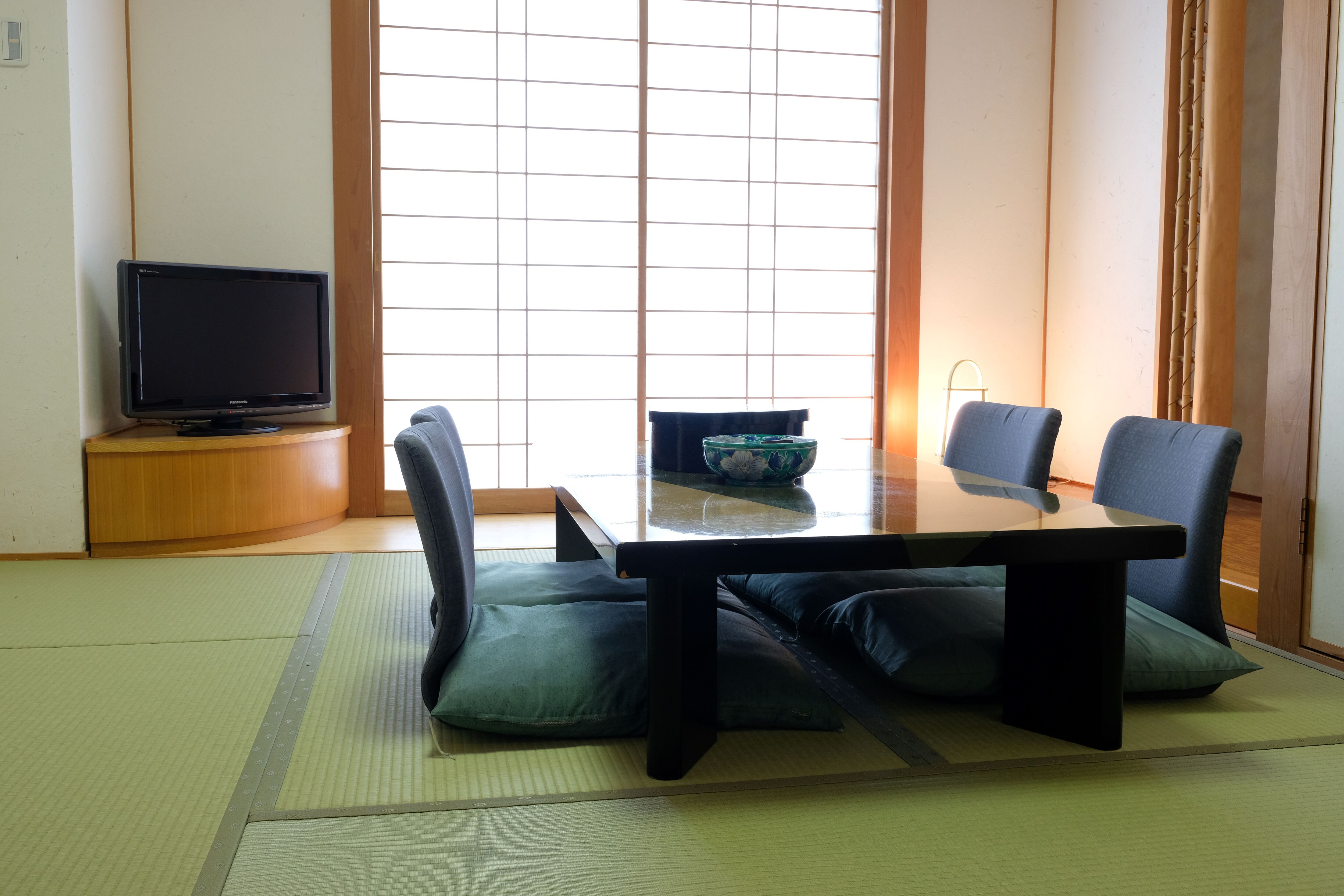 Japanese-style room