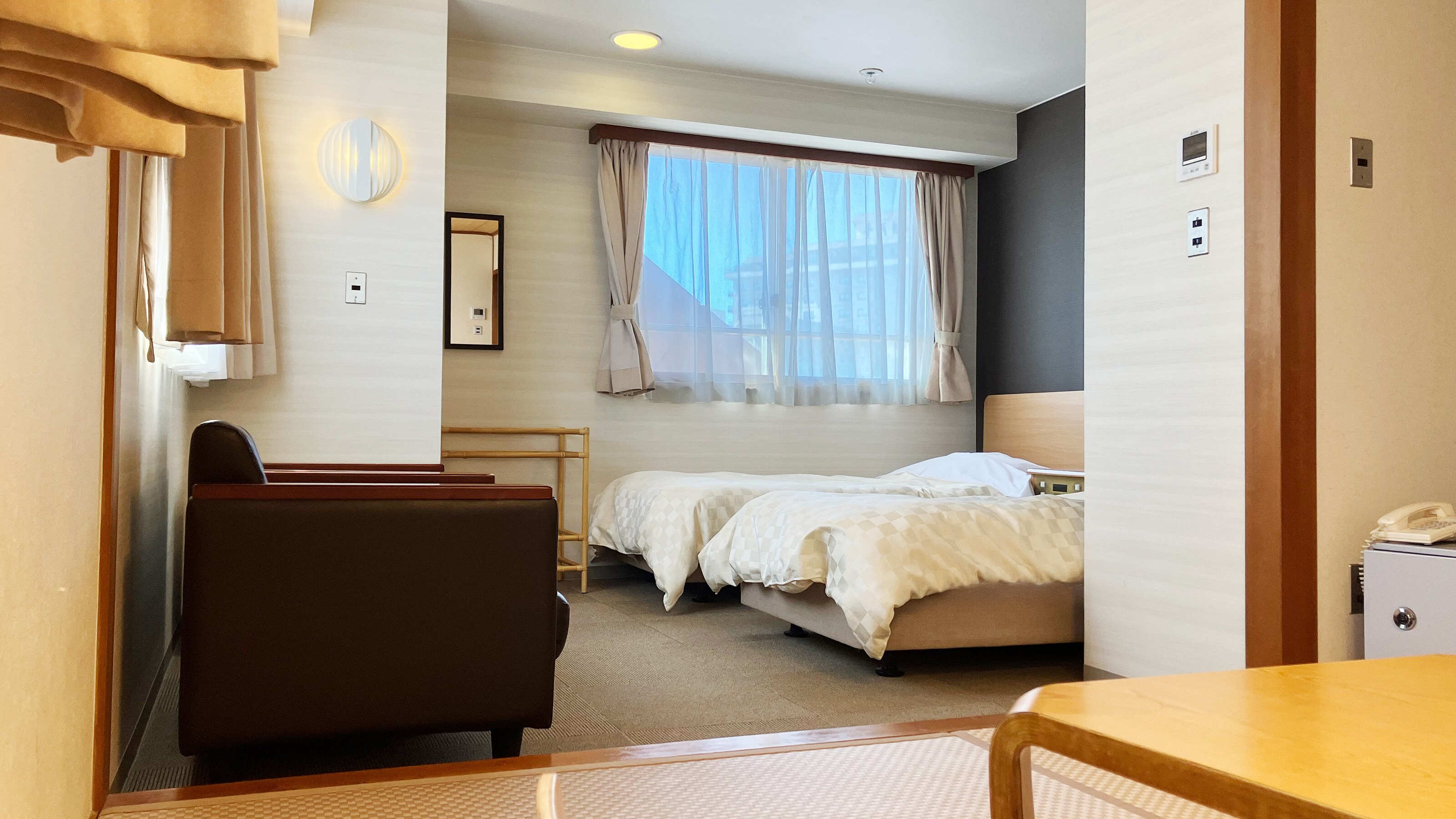 Japanese-Western style twin room + 6 tatami mats