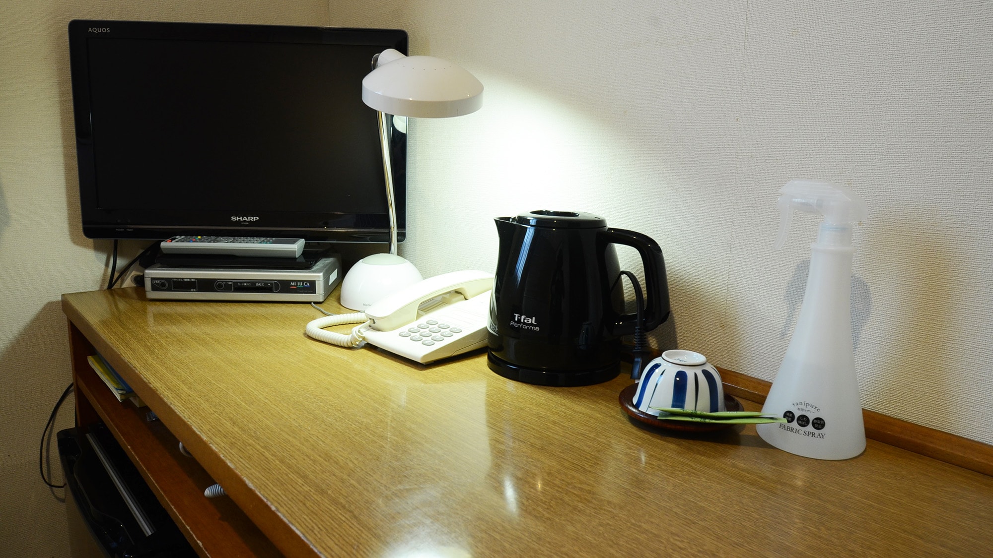 * Satu kamar tamu (single)