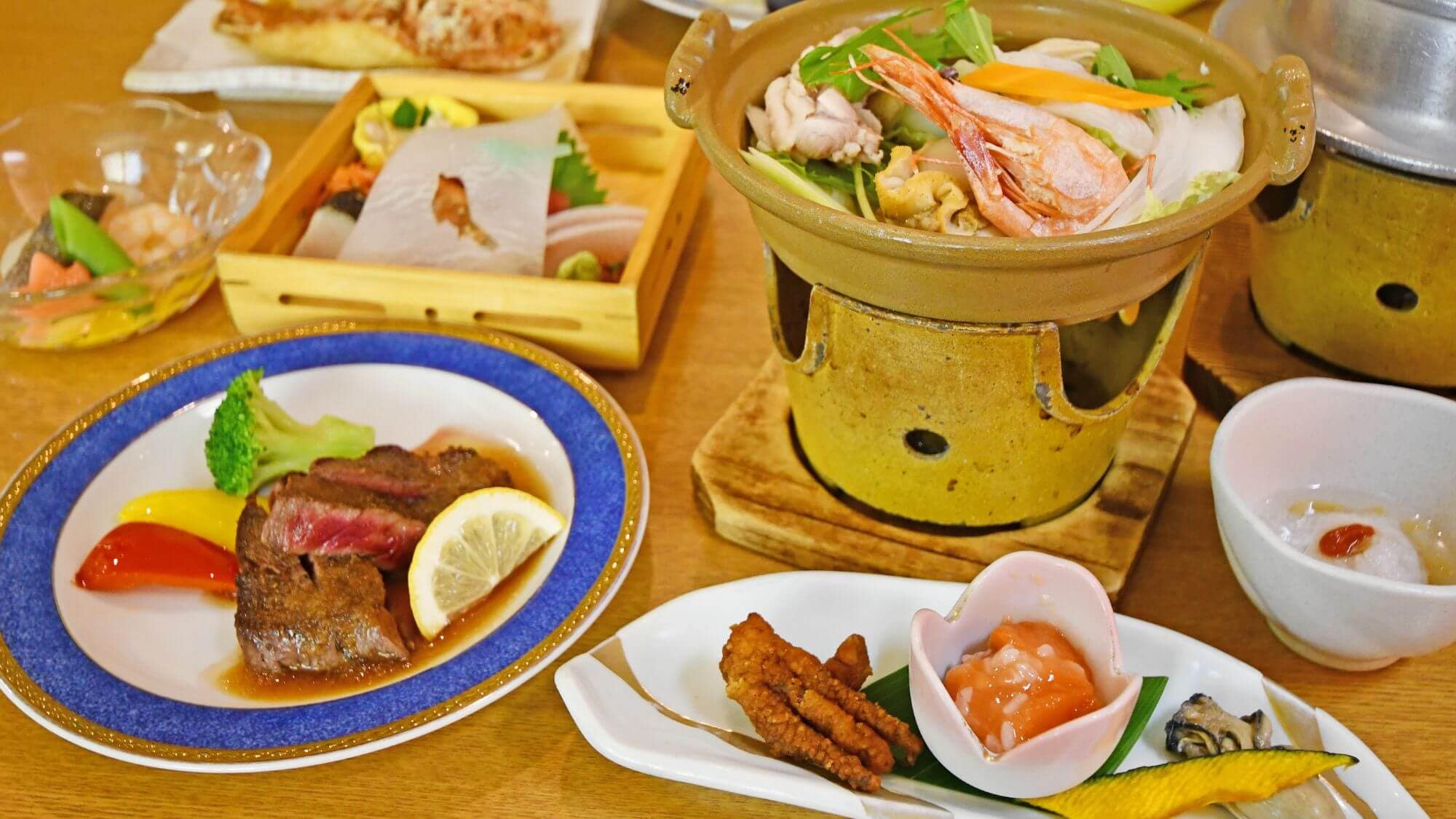 [Standard Plan] A luxurious 10-course Japanese meal featuring locally sourced seafood.