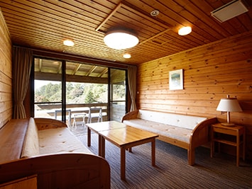 4-6. Cottage E