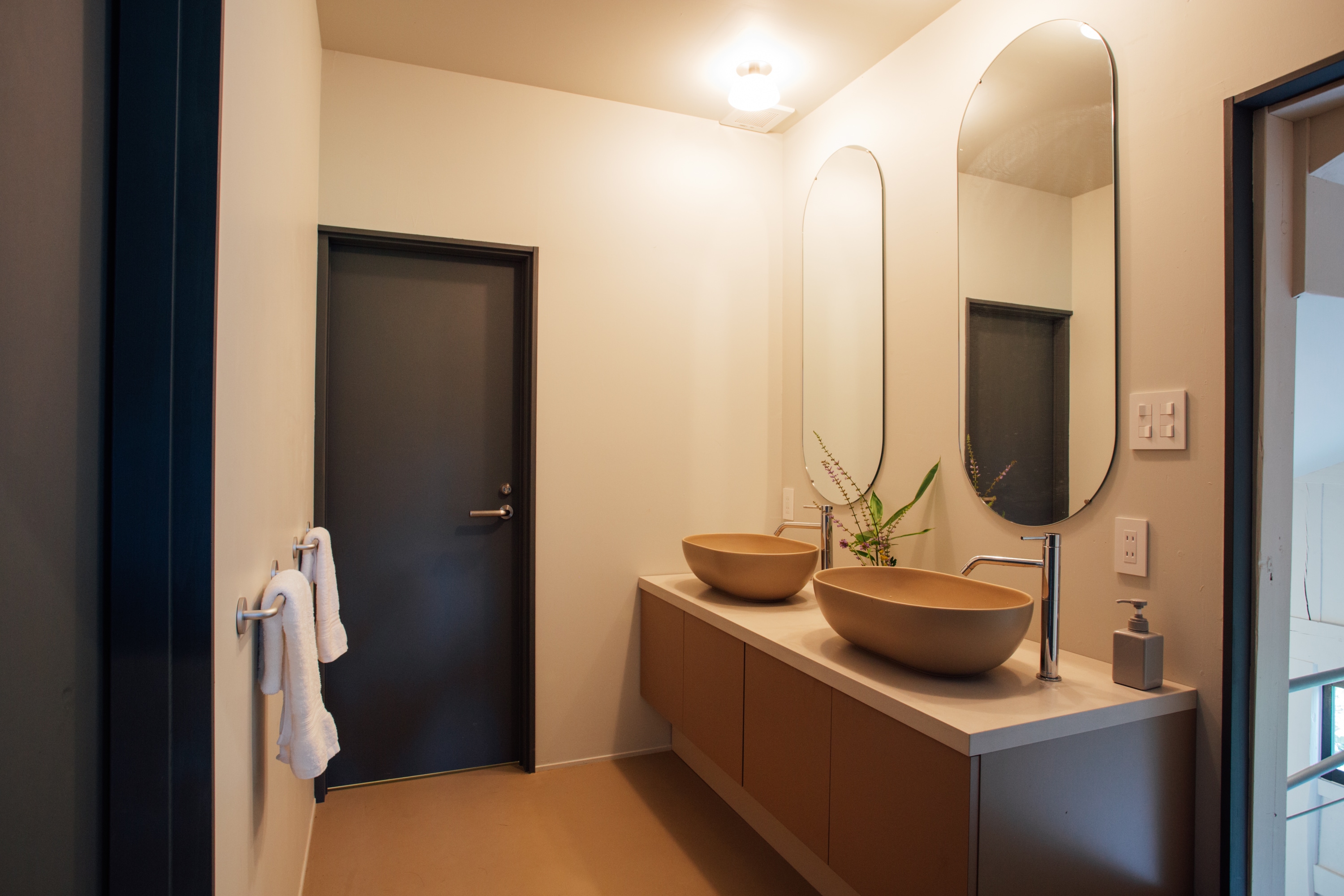 Shared washroom