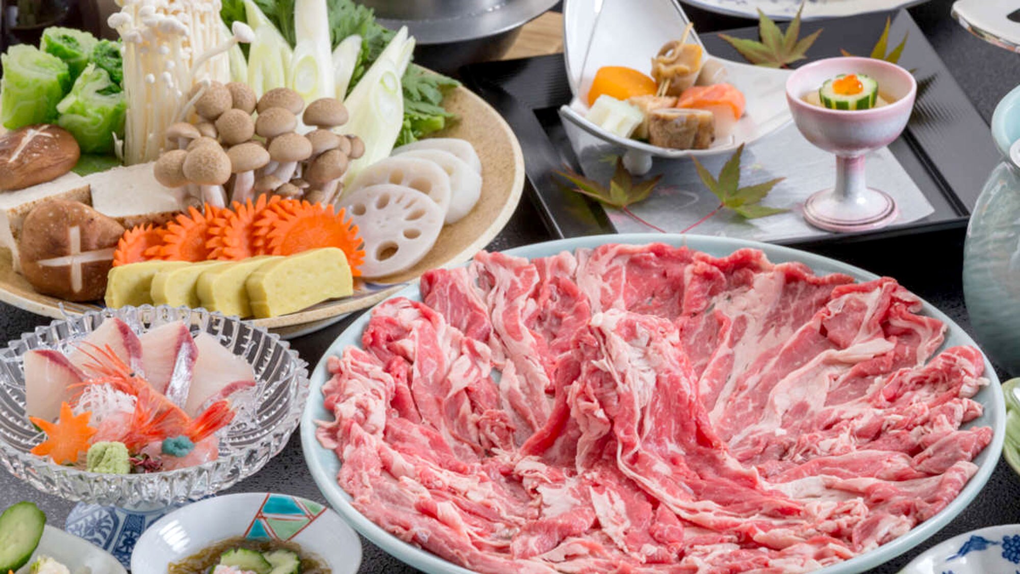 [Beef shabu-shabu kaiseki] Enjoy hearty meat with everyone!