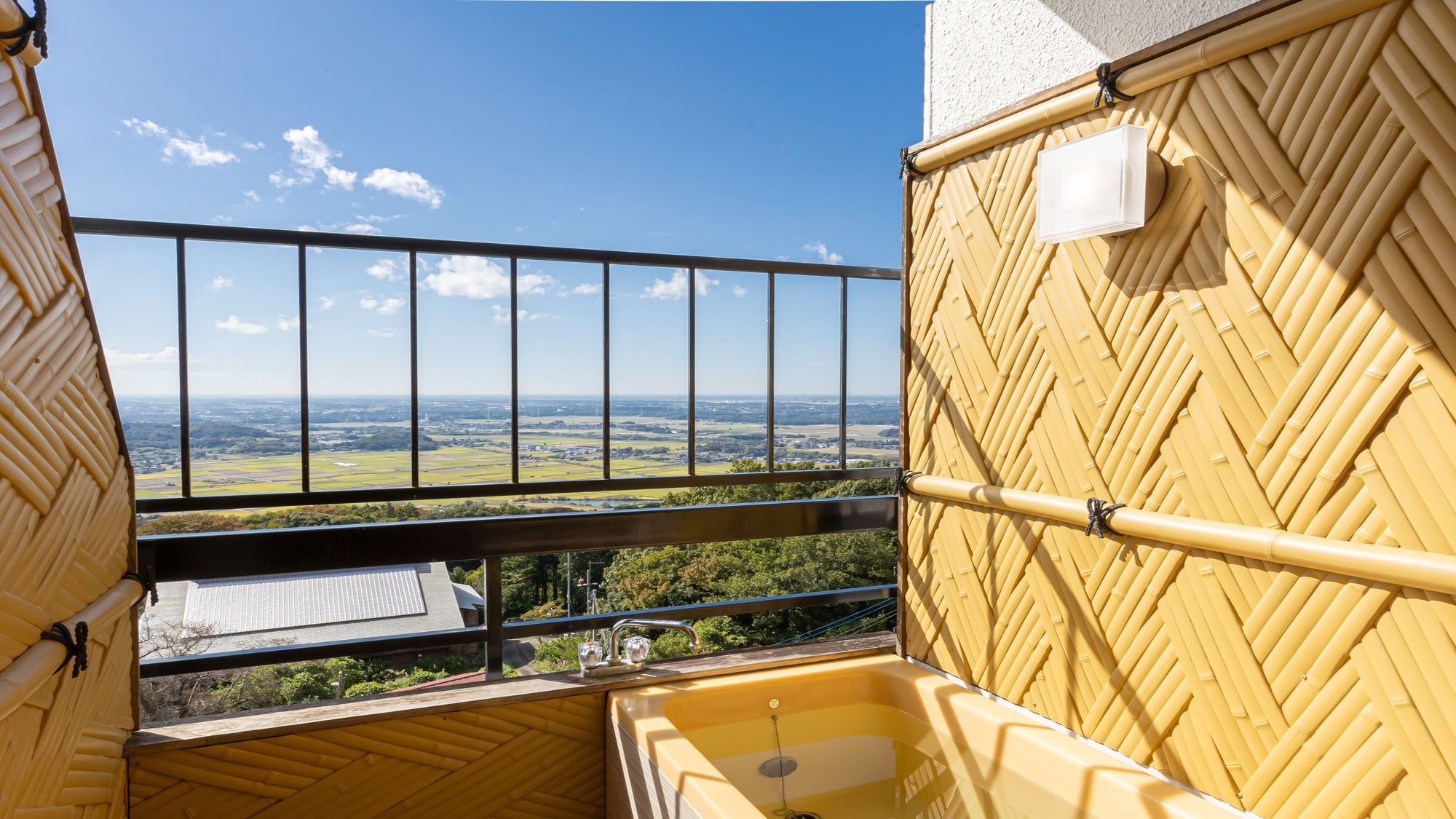 Open-air bath, 14 tatami Japanese-style room, panoramic view (non-smoking)