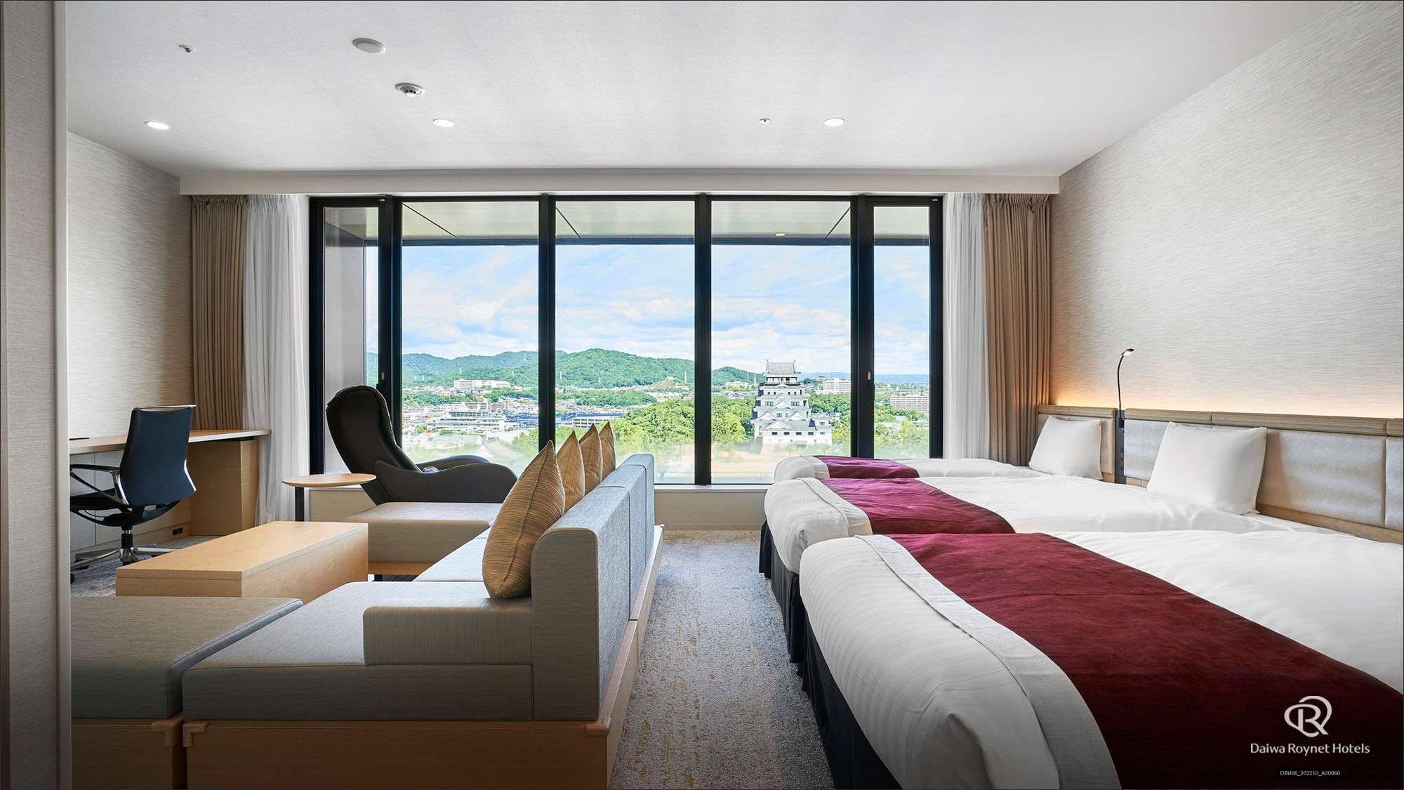 Junior Suite Fourth (Room 8) for 3 people