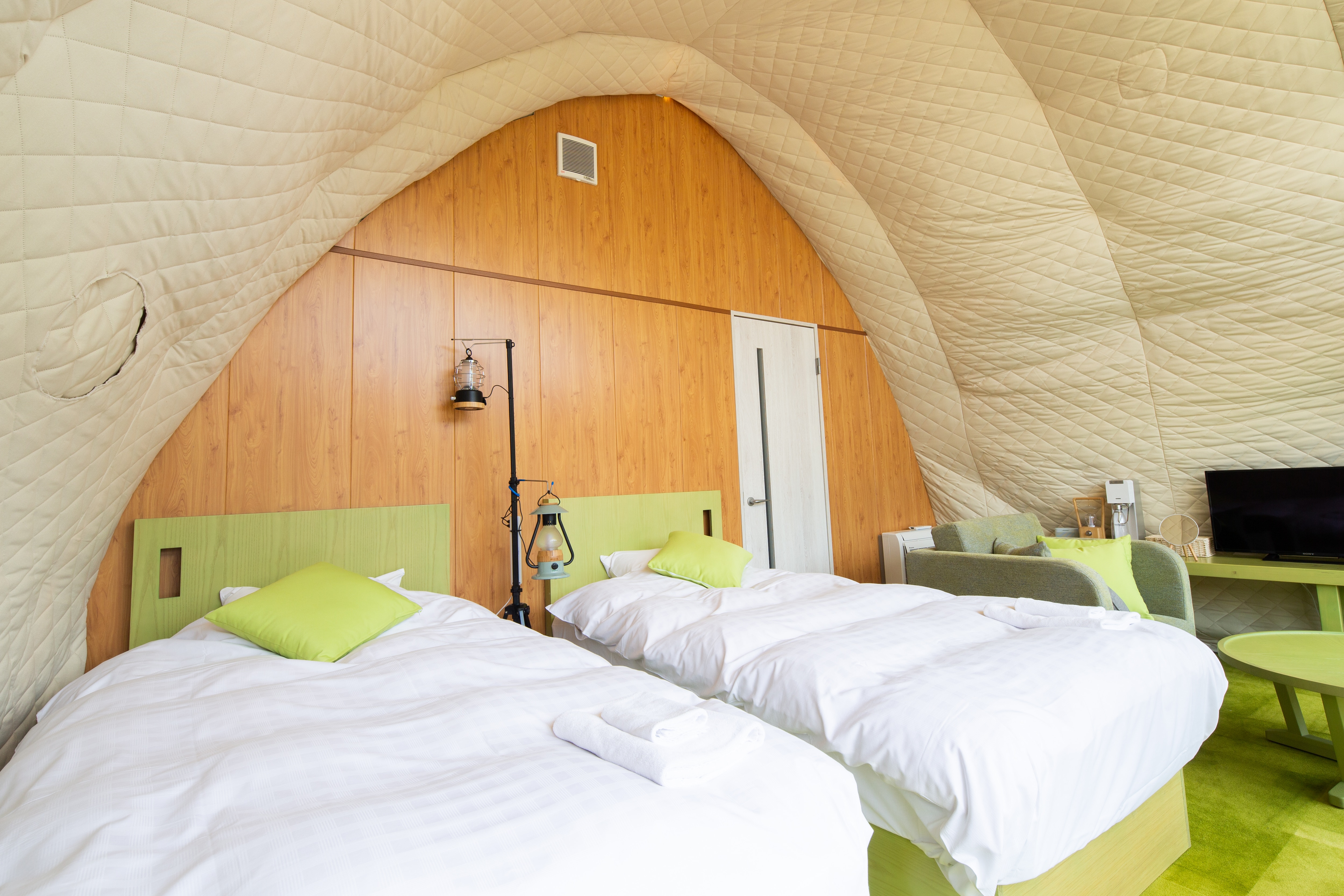 [Junior Suite Tent] Maximum 3 people *Vintage caravan available