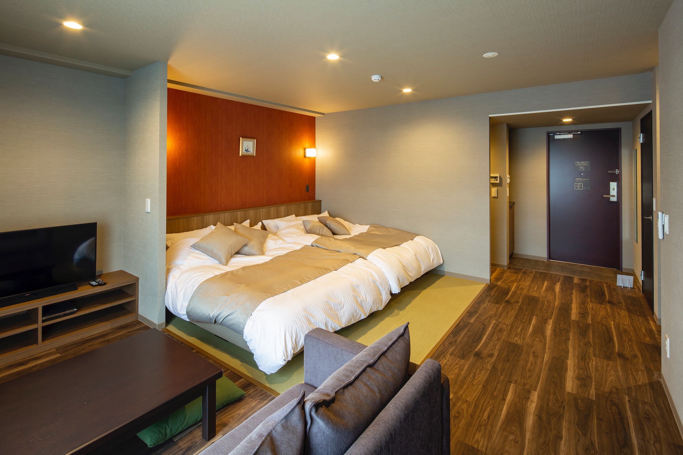 Iris guest room 3