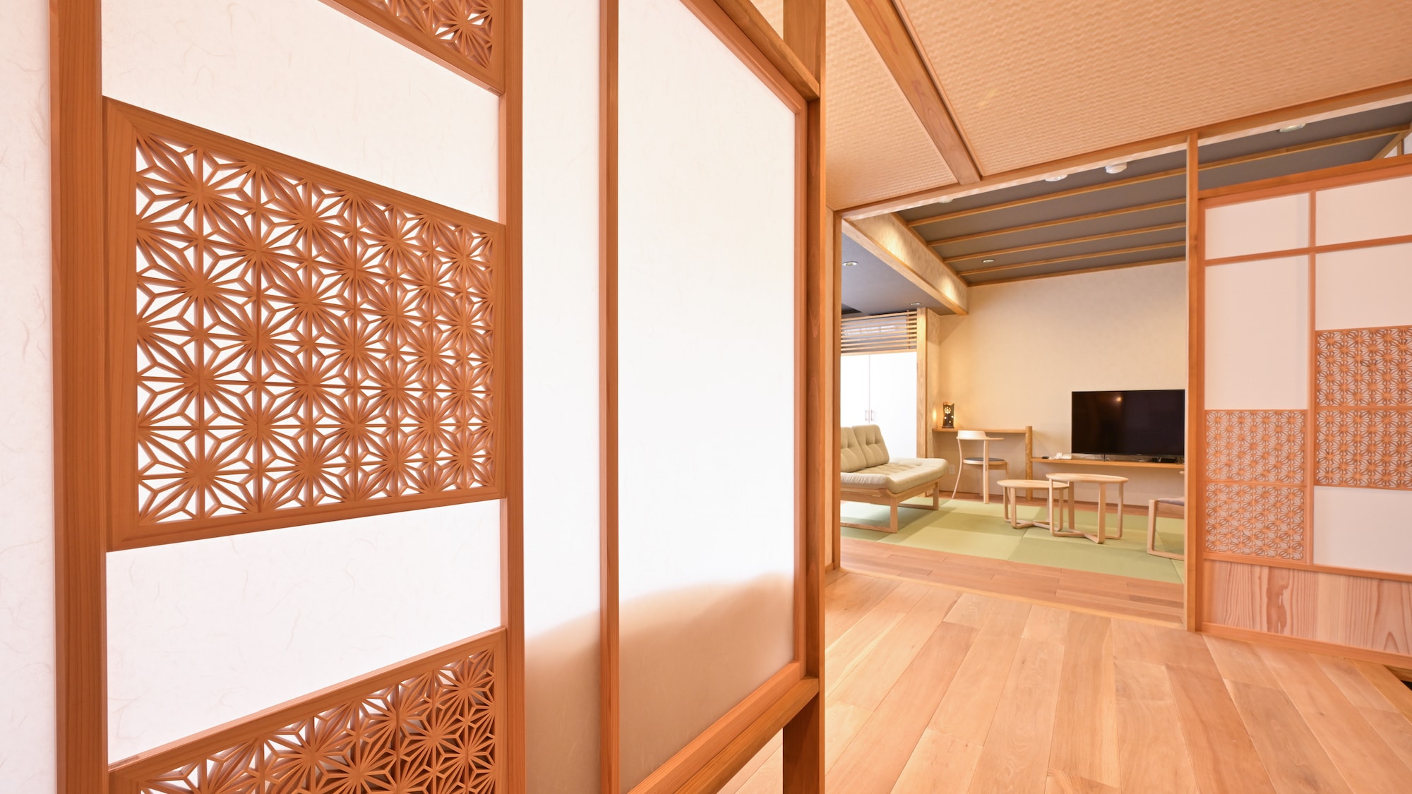 Yuri hot spring indoor bath + Japanese-style room + twin bed + dining room