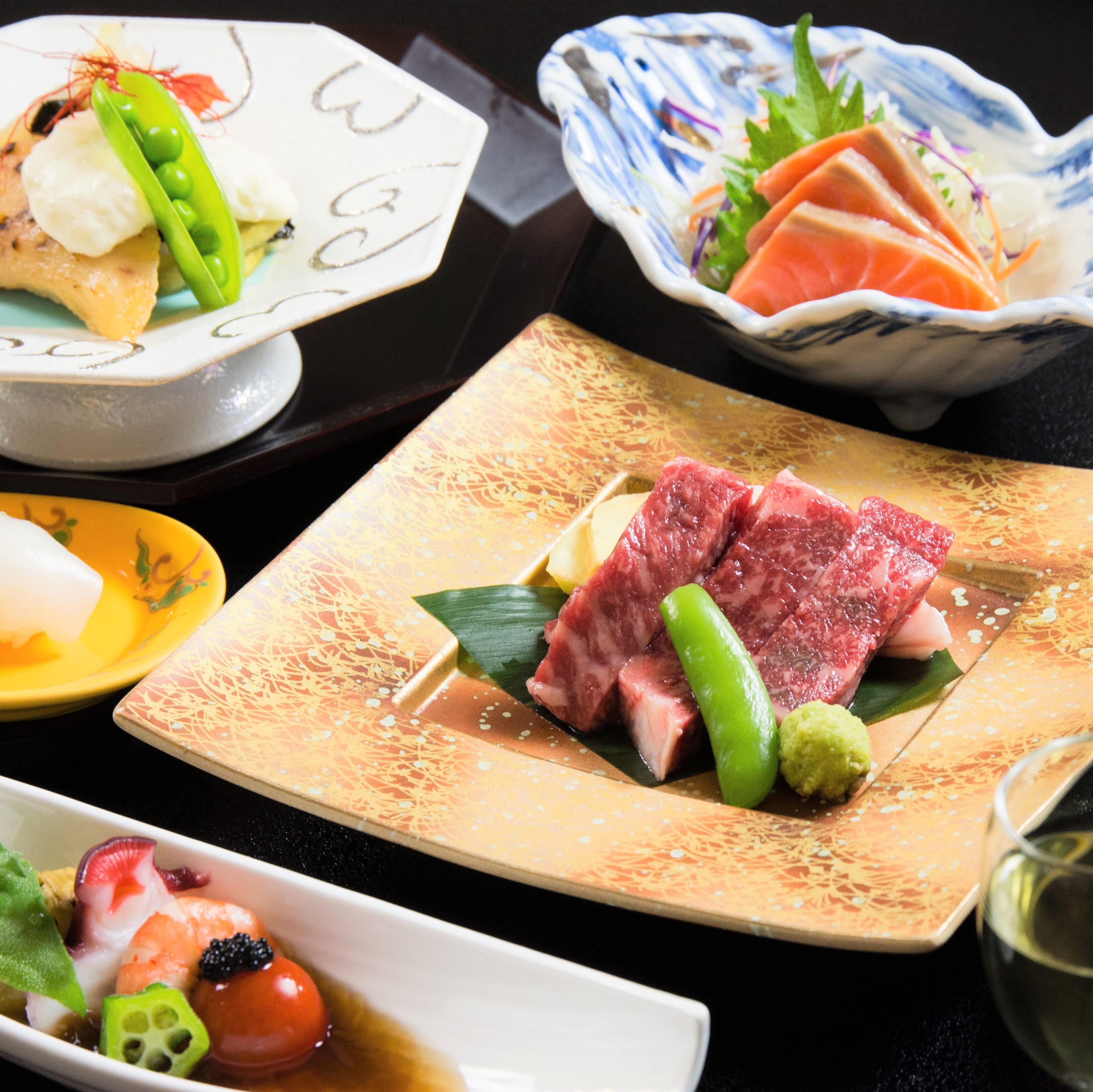 [Upgraded Kaiseki] Comes with juicy A4 rank Joshu beef sirloin steak