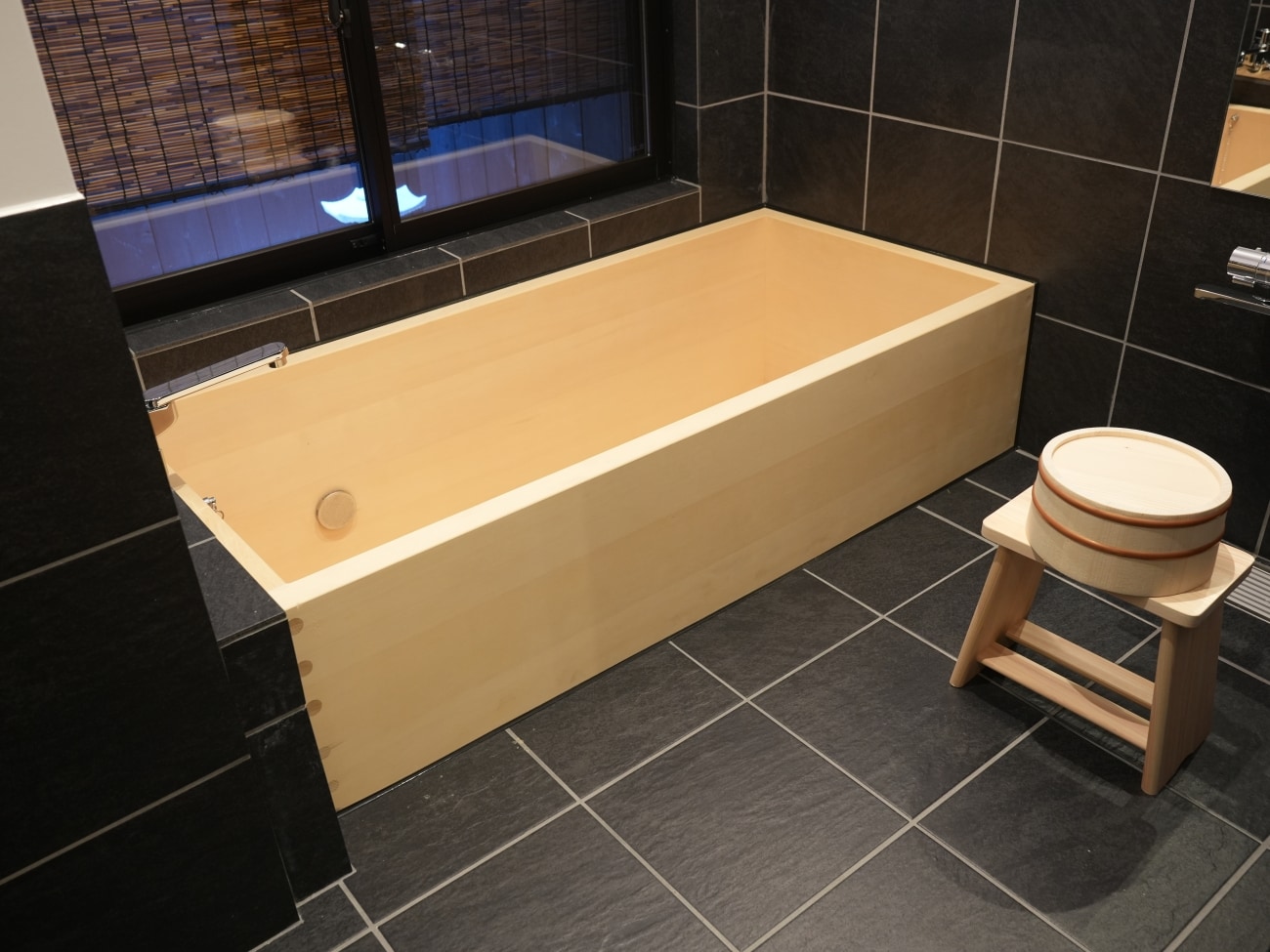 Không được phép mang theo vật nuôi　Tắm