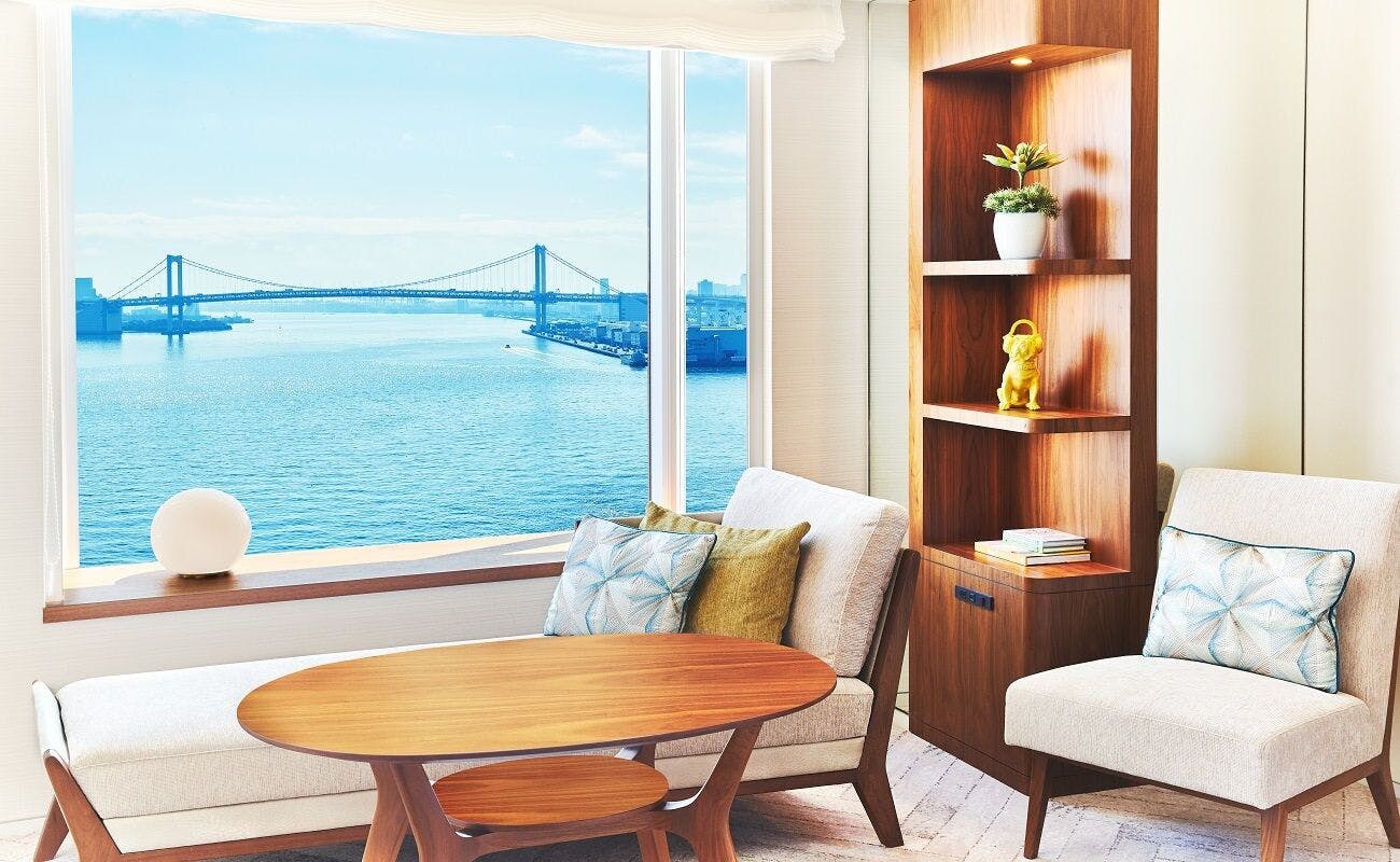 Executive Premium Bay View Twin (14th and 15th floors) 1