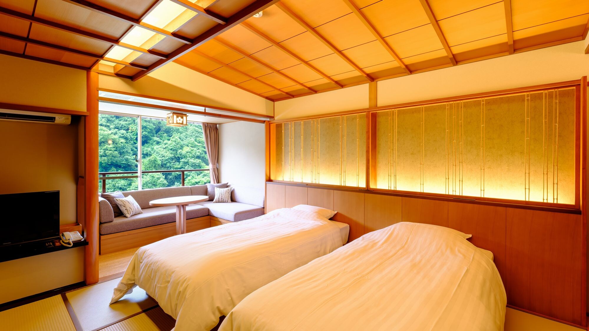 Kamar bergaya Jepang dengan dua tempat tidur single (8 tikar tatami) (Contoh kamar tamu)