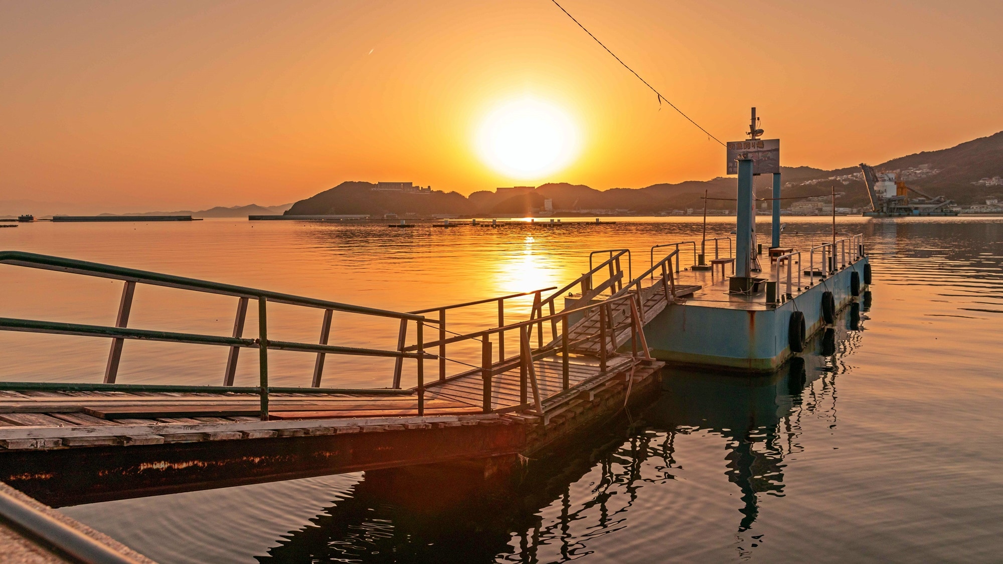 *Awajishima Marine Hotel's exclusive fishing pier