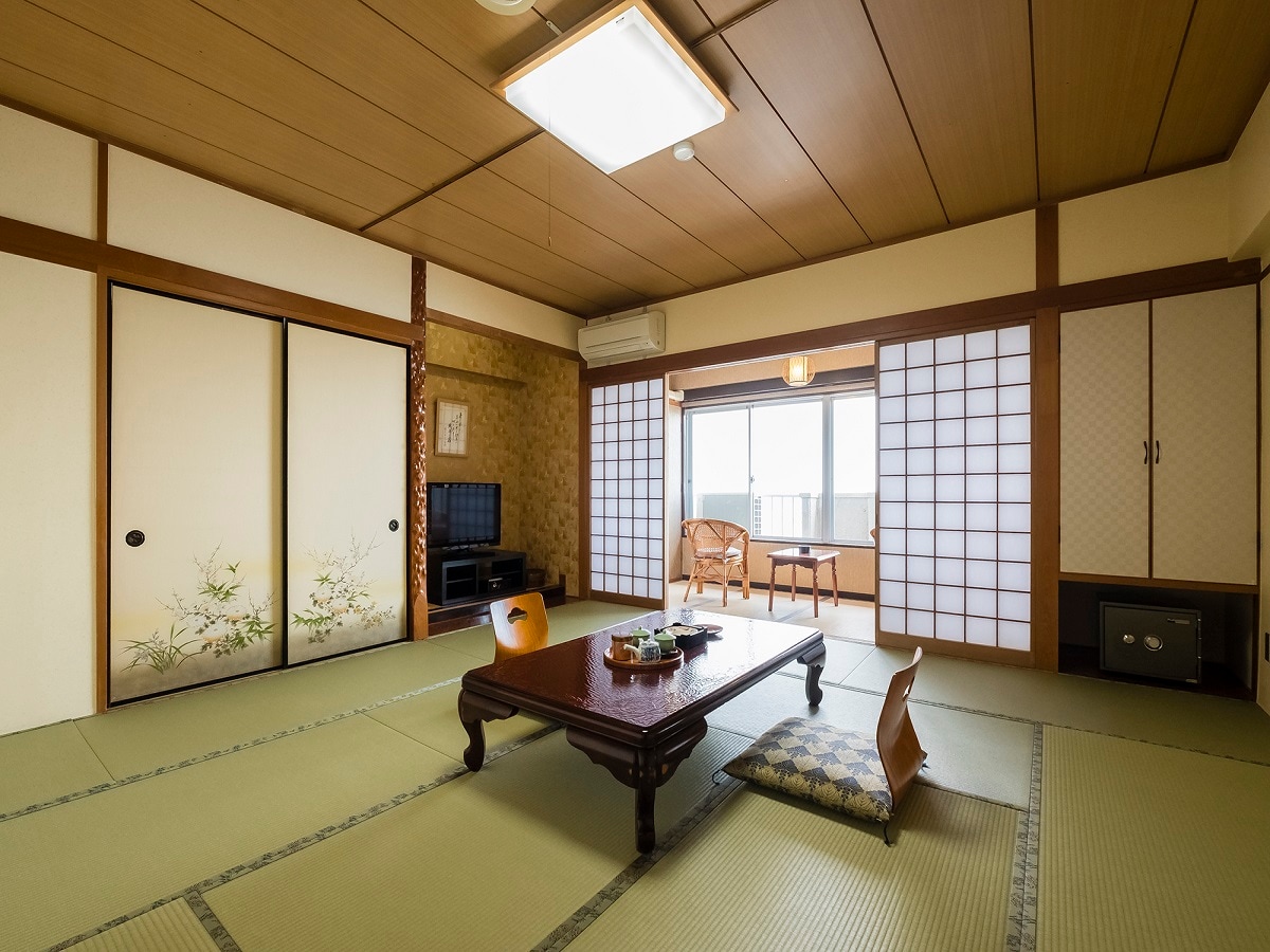 ★Example of a Japanese-style room