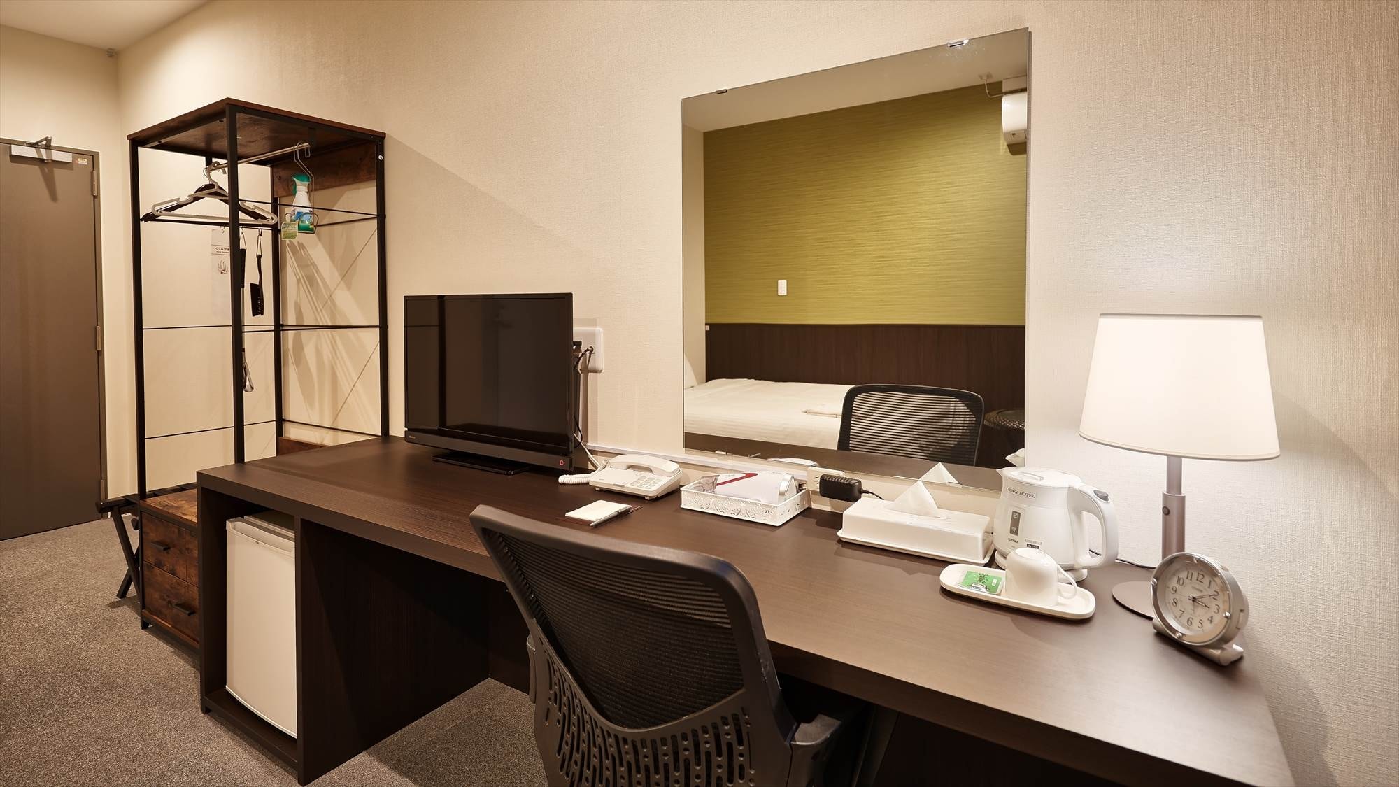 【A double room】
