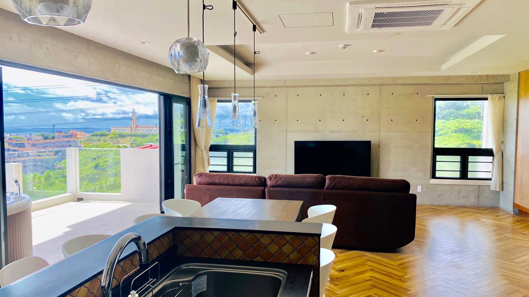 3rd floor living room