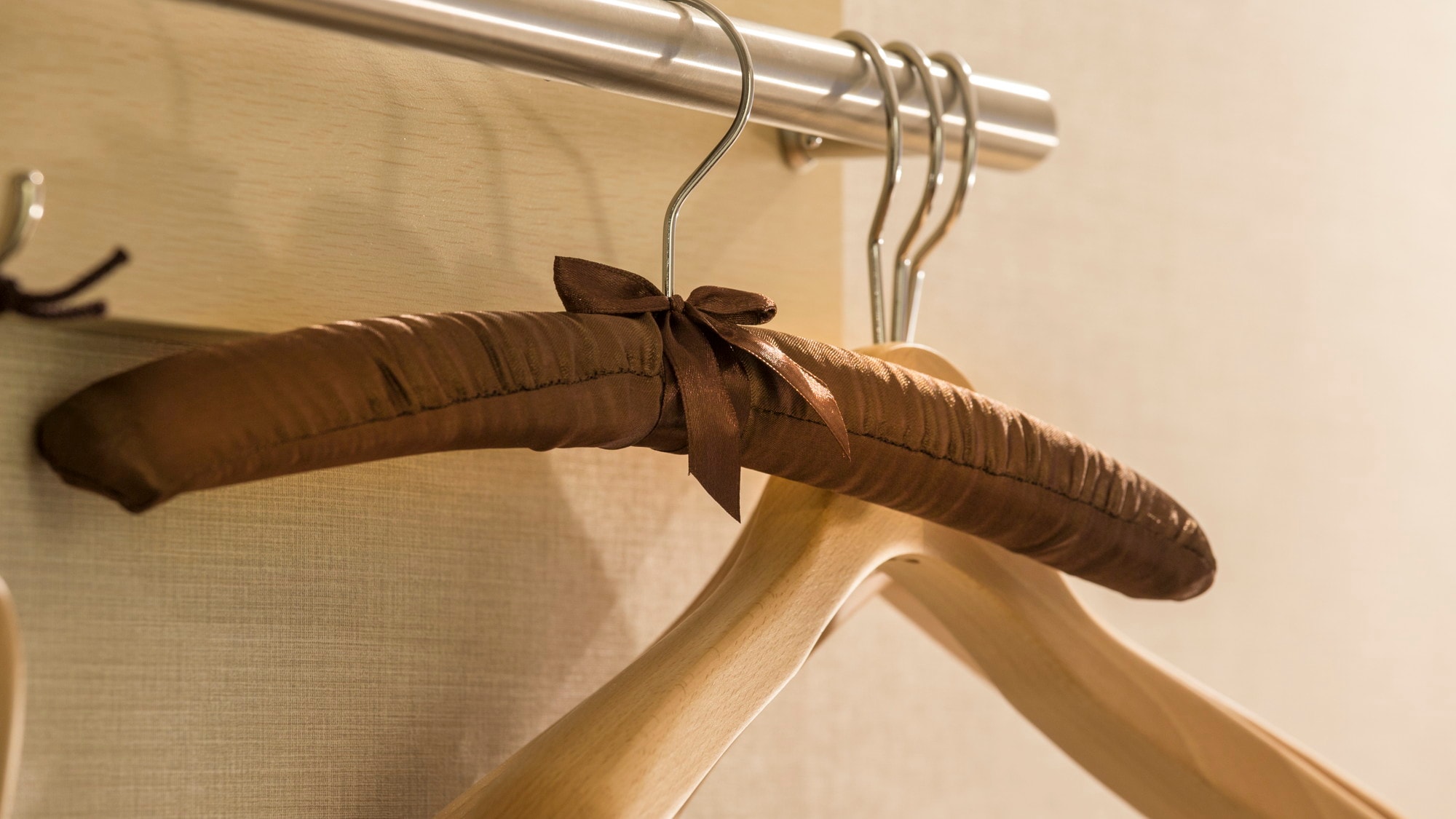 "Ladies' hangers" tailored to fit women's shoulders