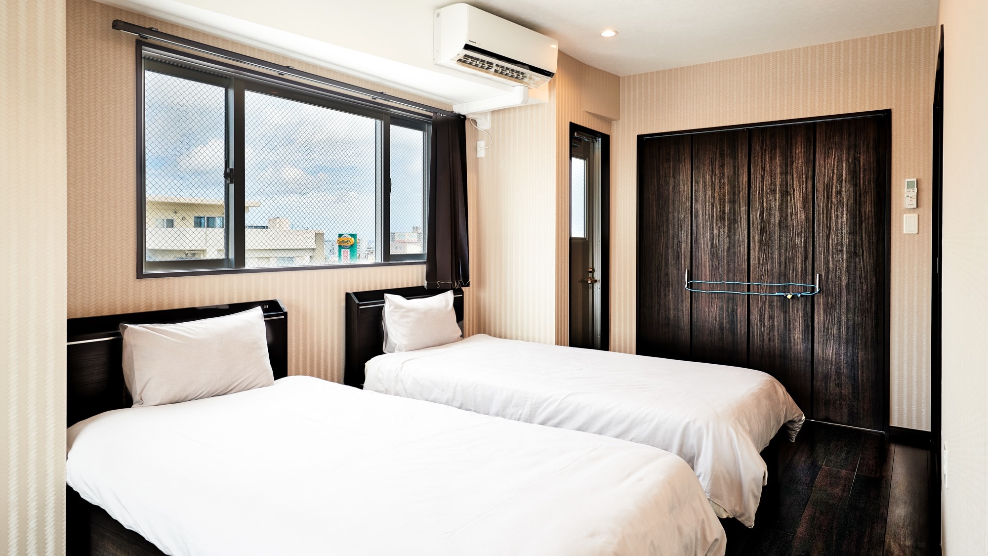 [Deluxe Suite] Second bedroom. Placed in a spacious space. An important guest ♪