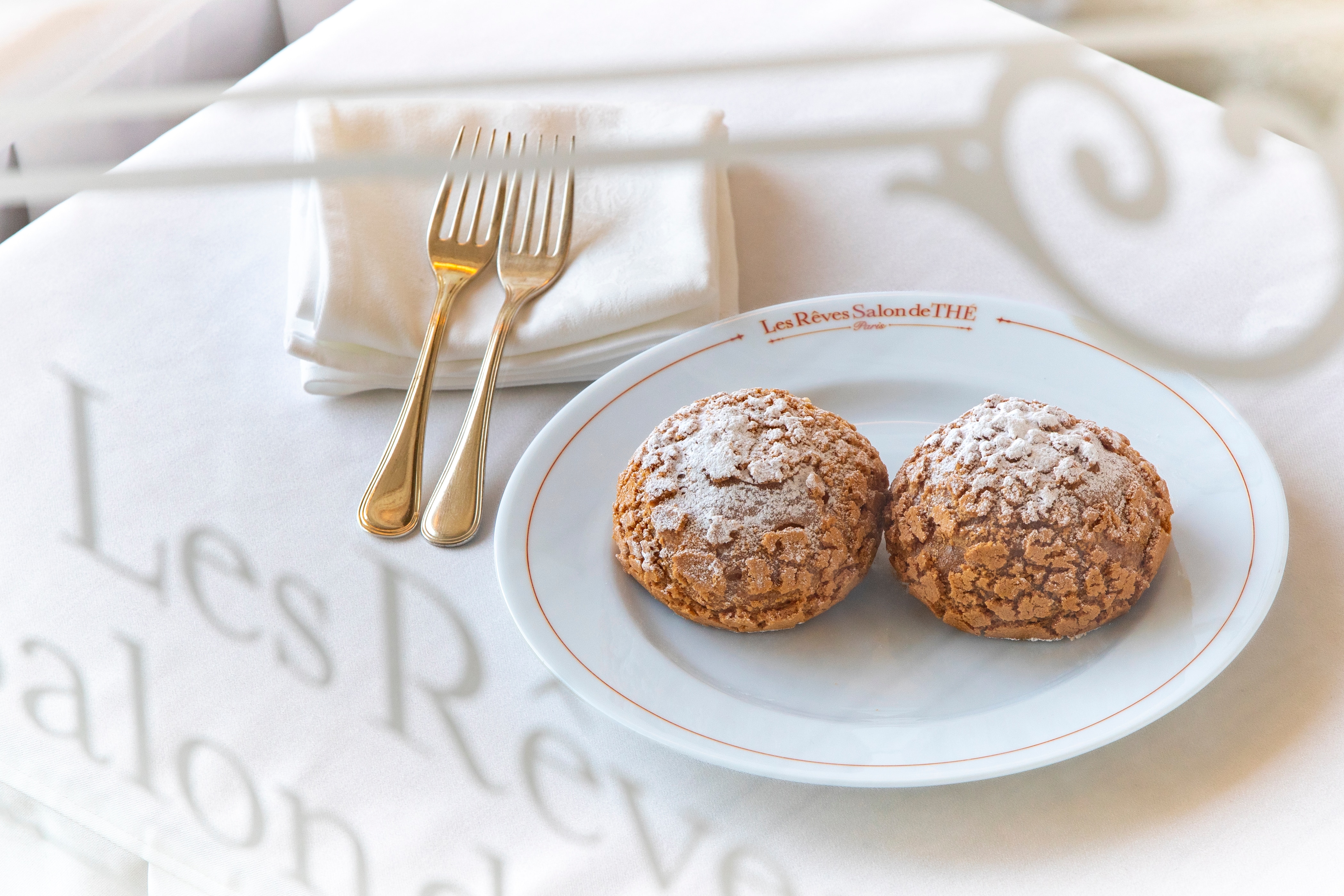 Executive Floor Benefits: Cream puffs