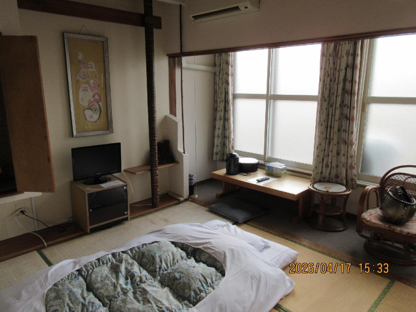120.駅前旅館風.JPG