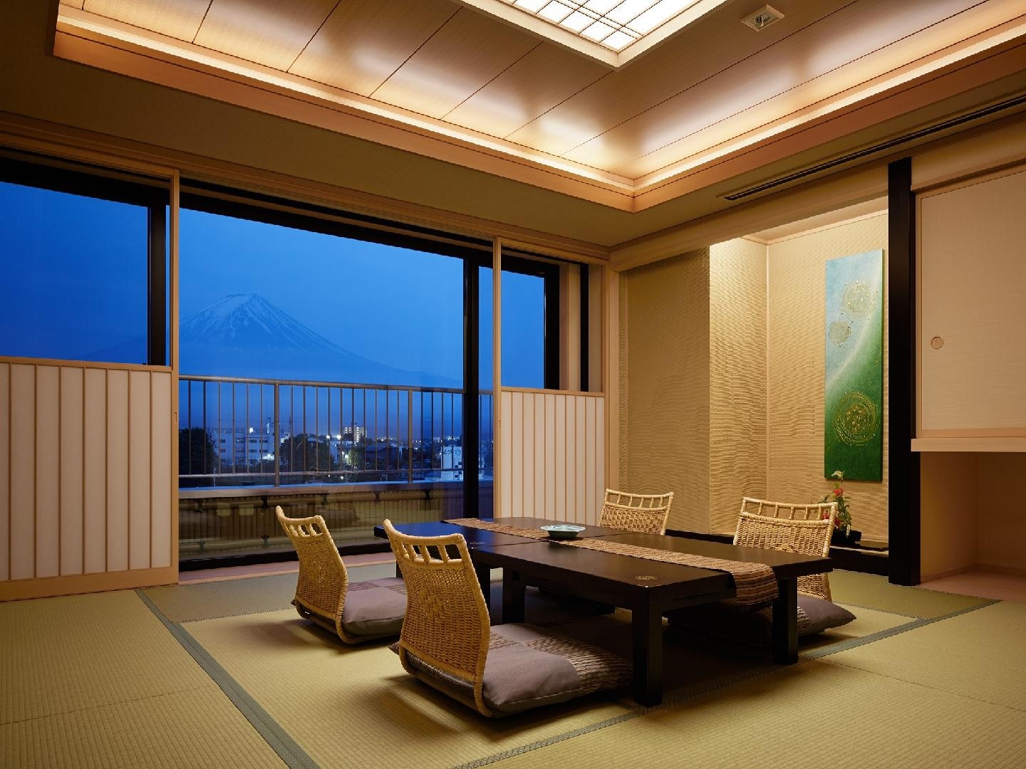 【溫泉◆帶露天浴池的客房】可眺望富士山的日西式客房（80平方米）