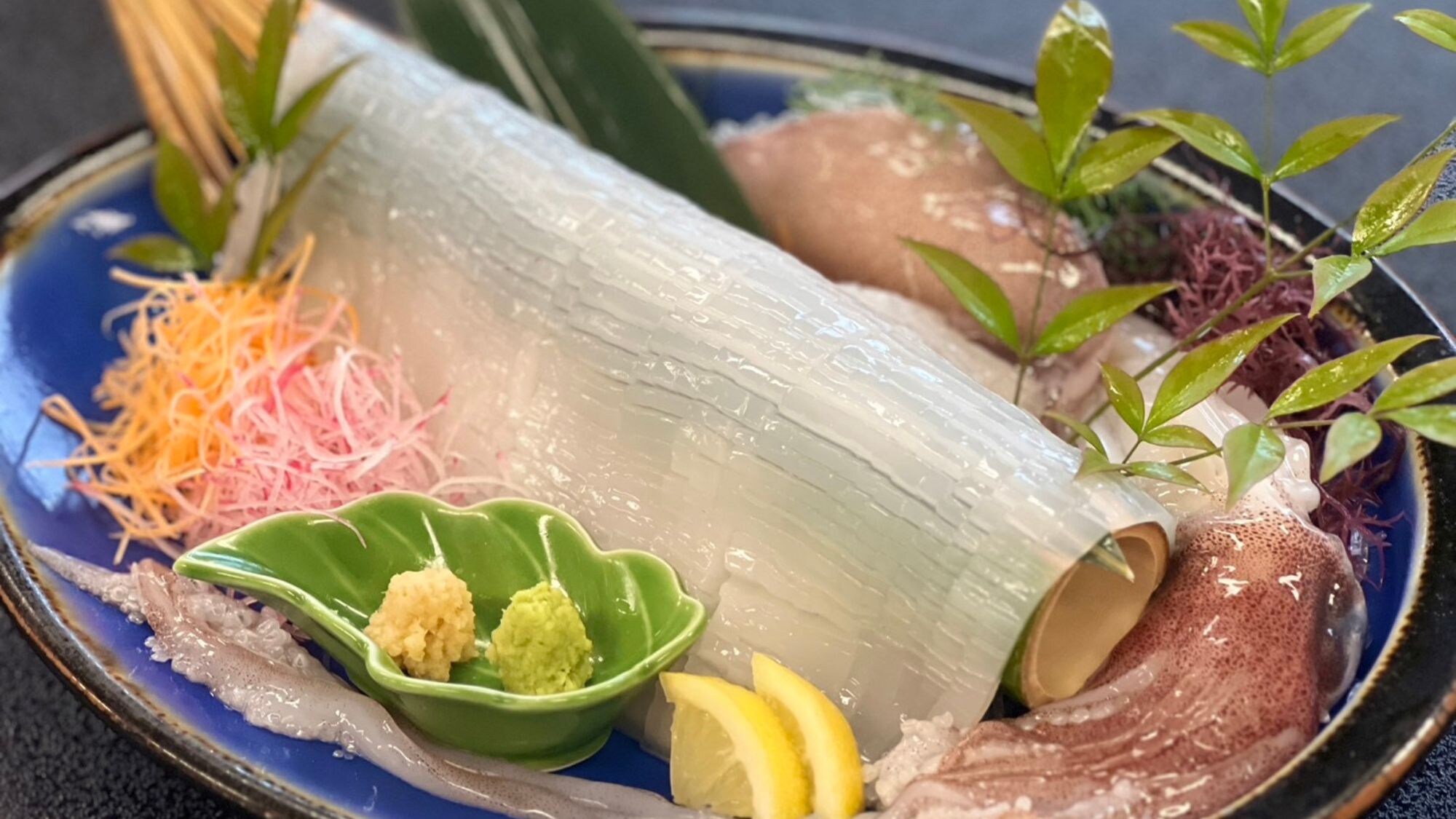 活杀白鱿鱼刺身