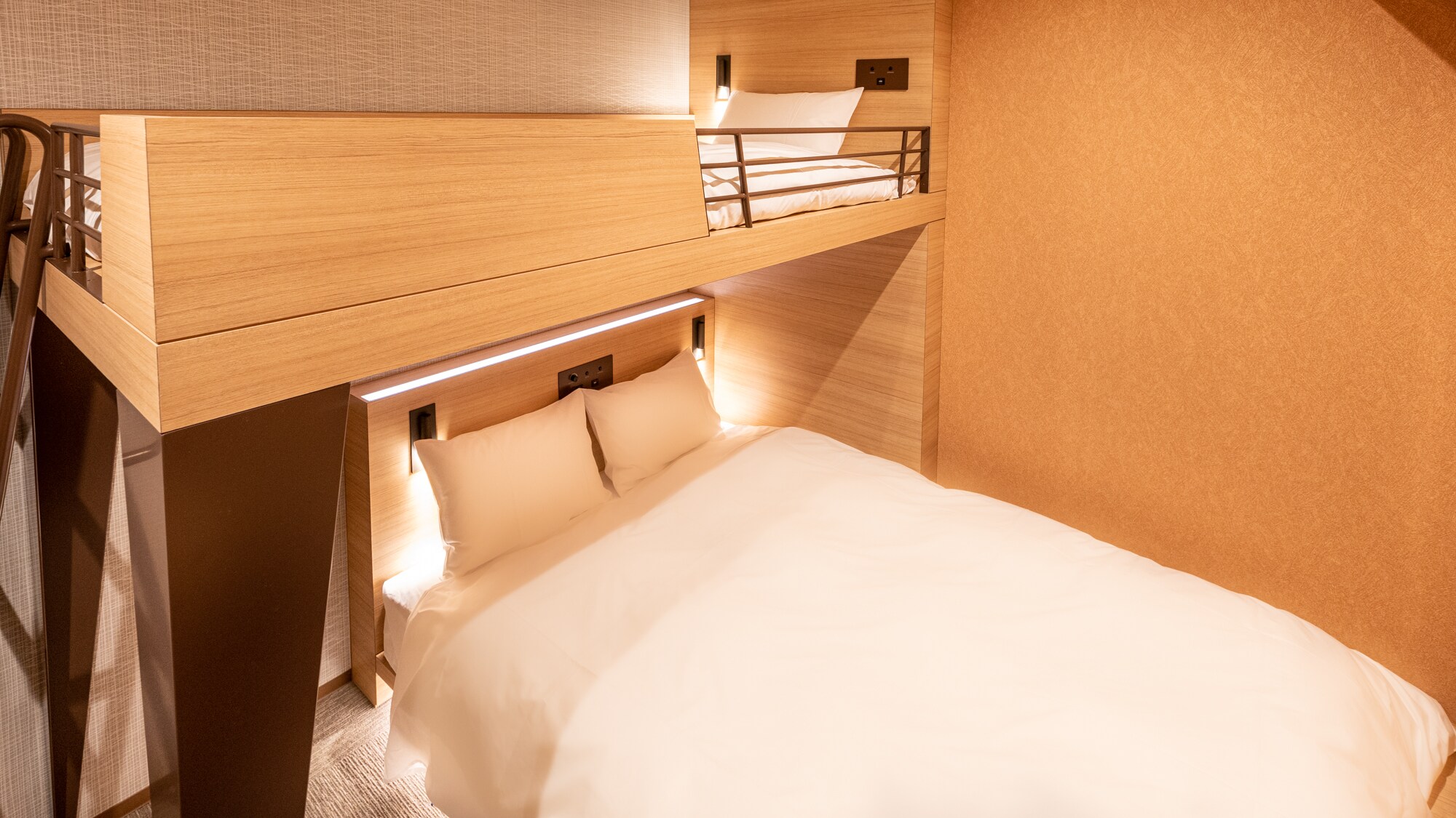 Ladies floor bunk bed 2