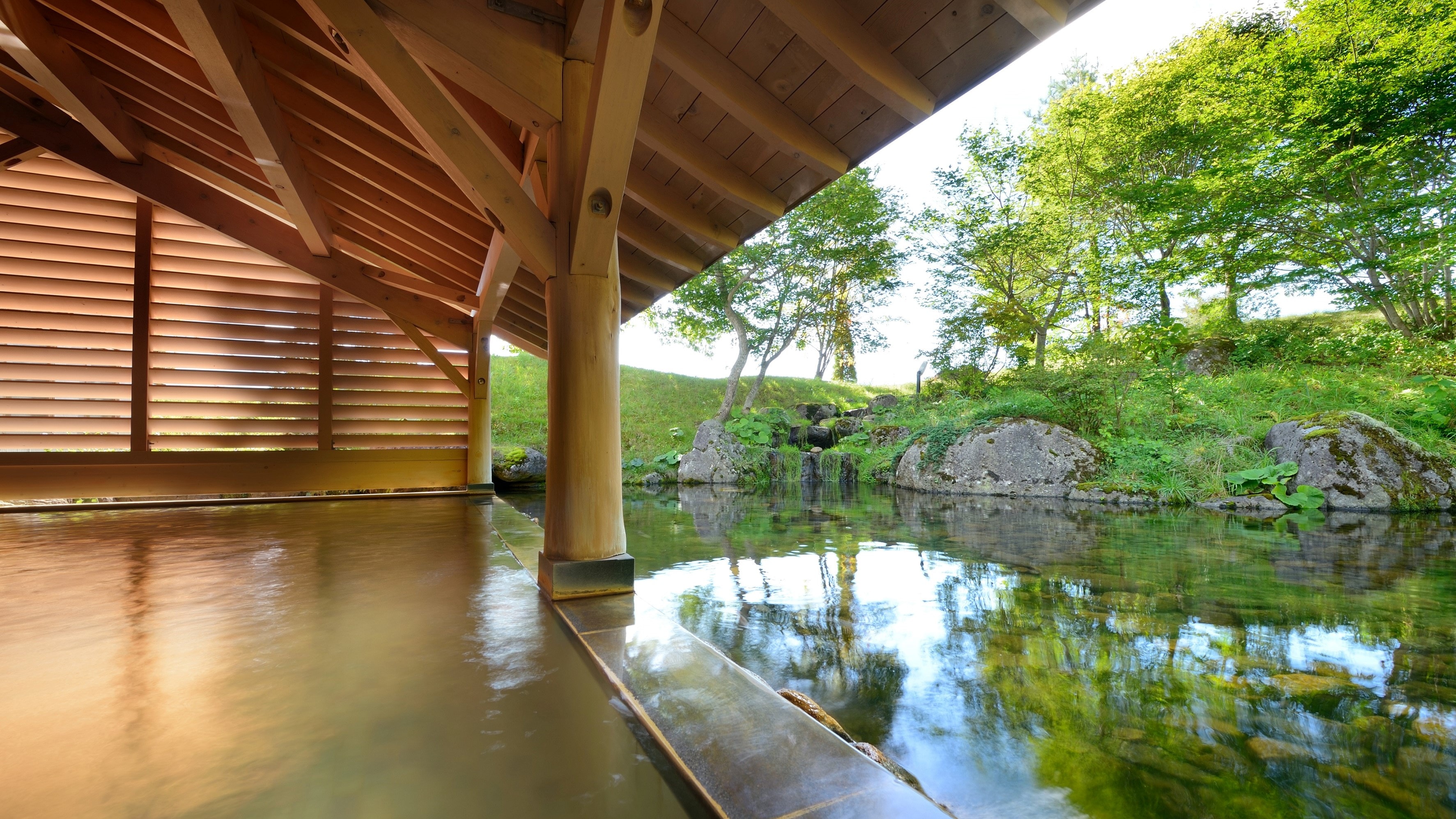 Hot spring open-air bath