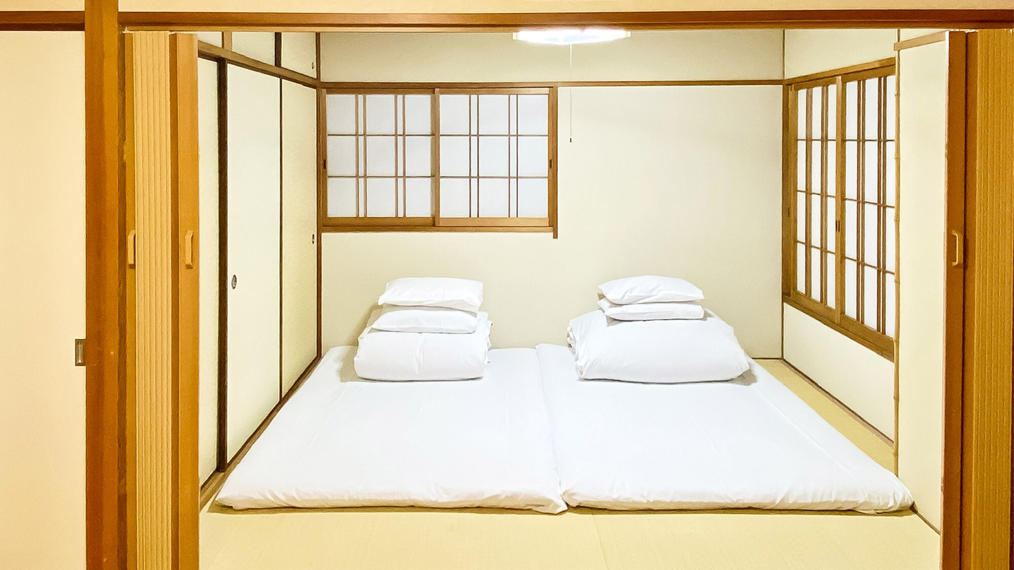 ・[5th floor reserved exclusively] Japanese-style room where you can relax is also available.