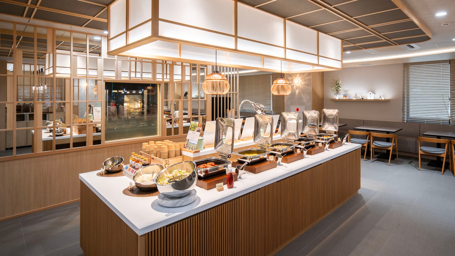 【早餐時間：6:30-9:00】自助式早餐，瀰漫著新鮮出爐麵包的香氣。