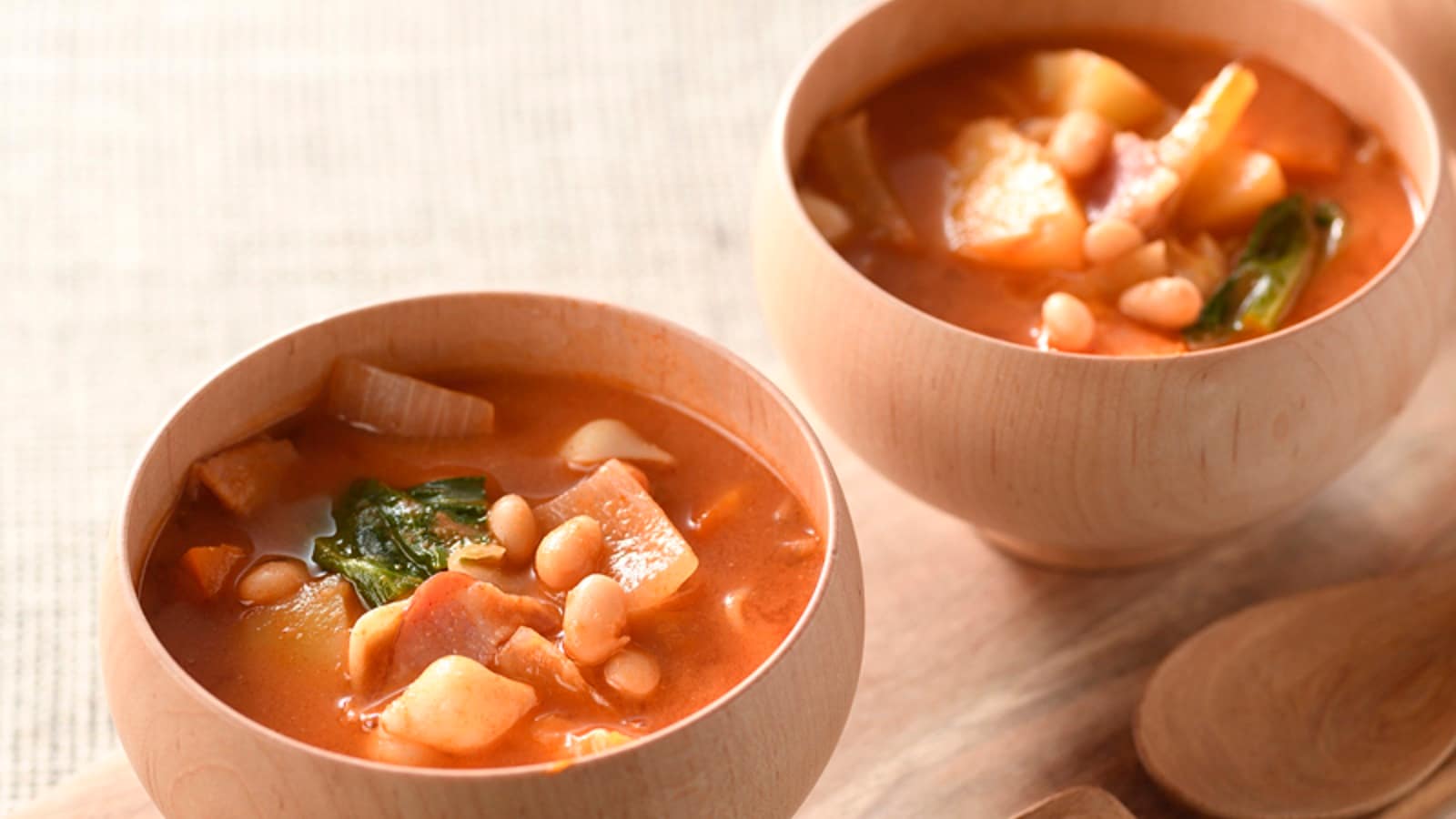 [Standard breakfast menu: Misostrone]