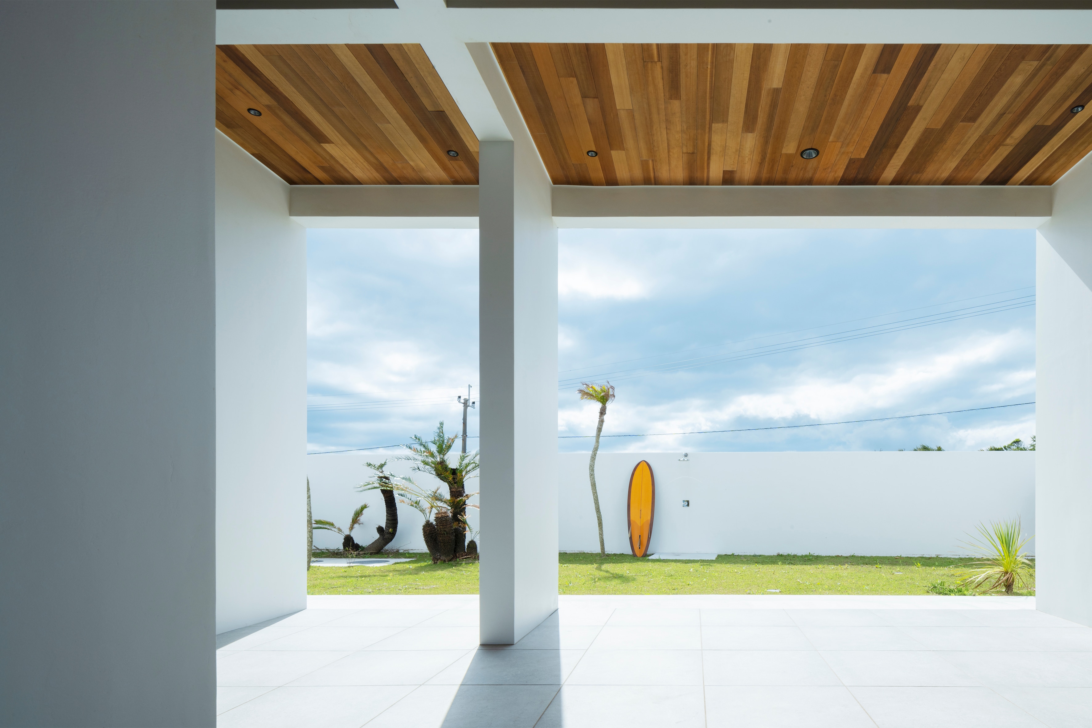 The Beachclub Sandalwood
