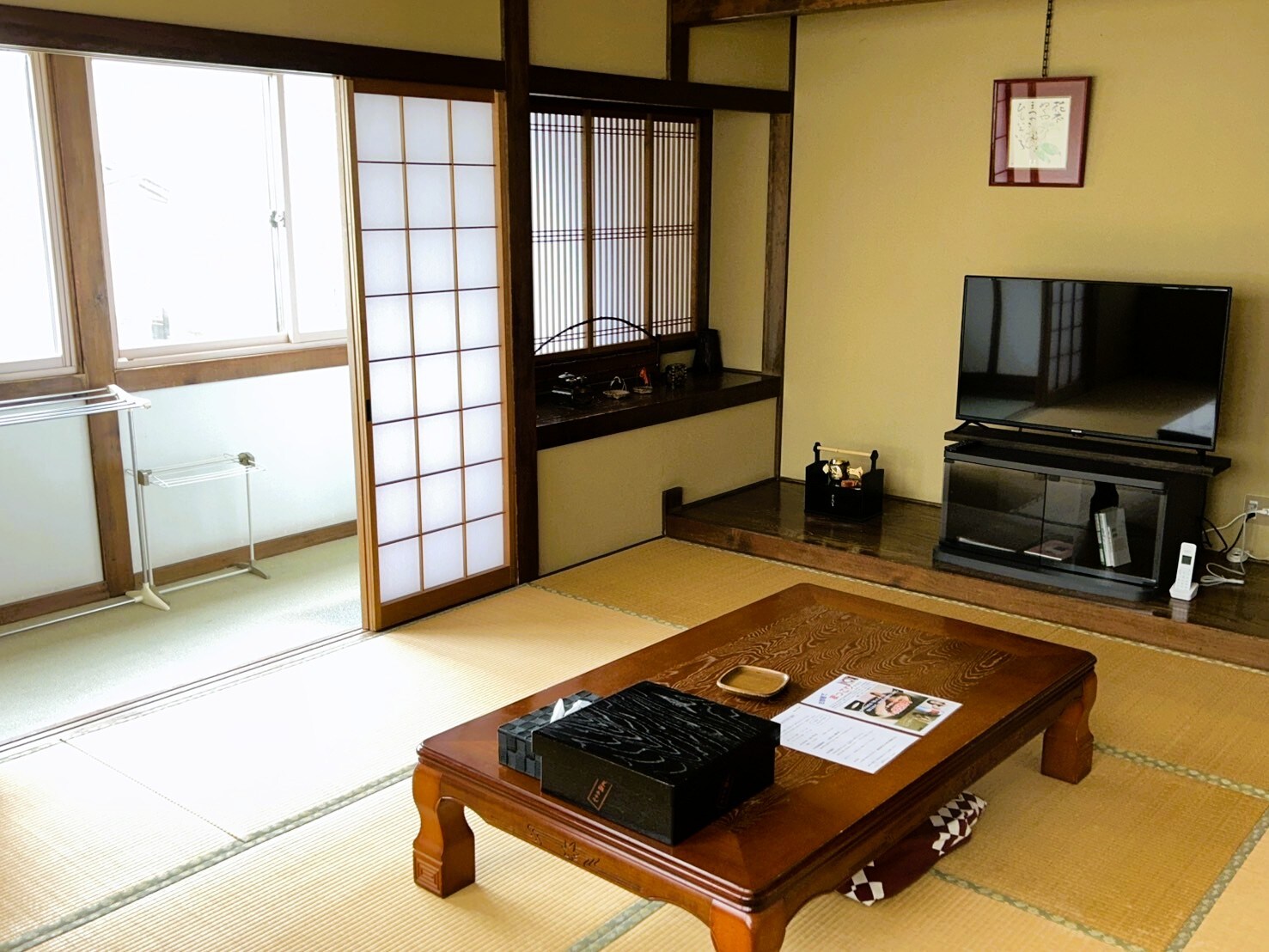 Sea-facing Japanese-style room 8