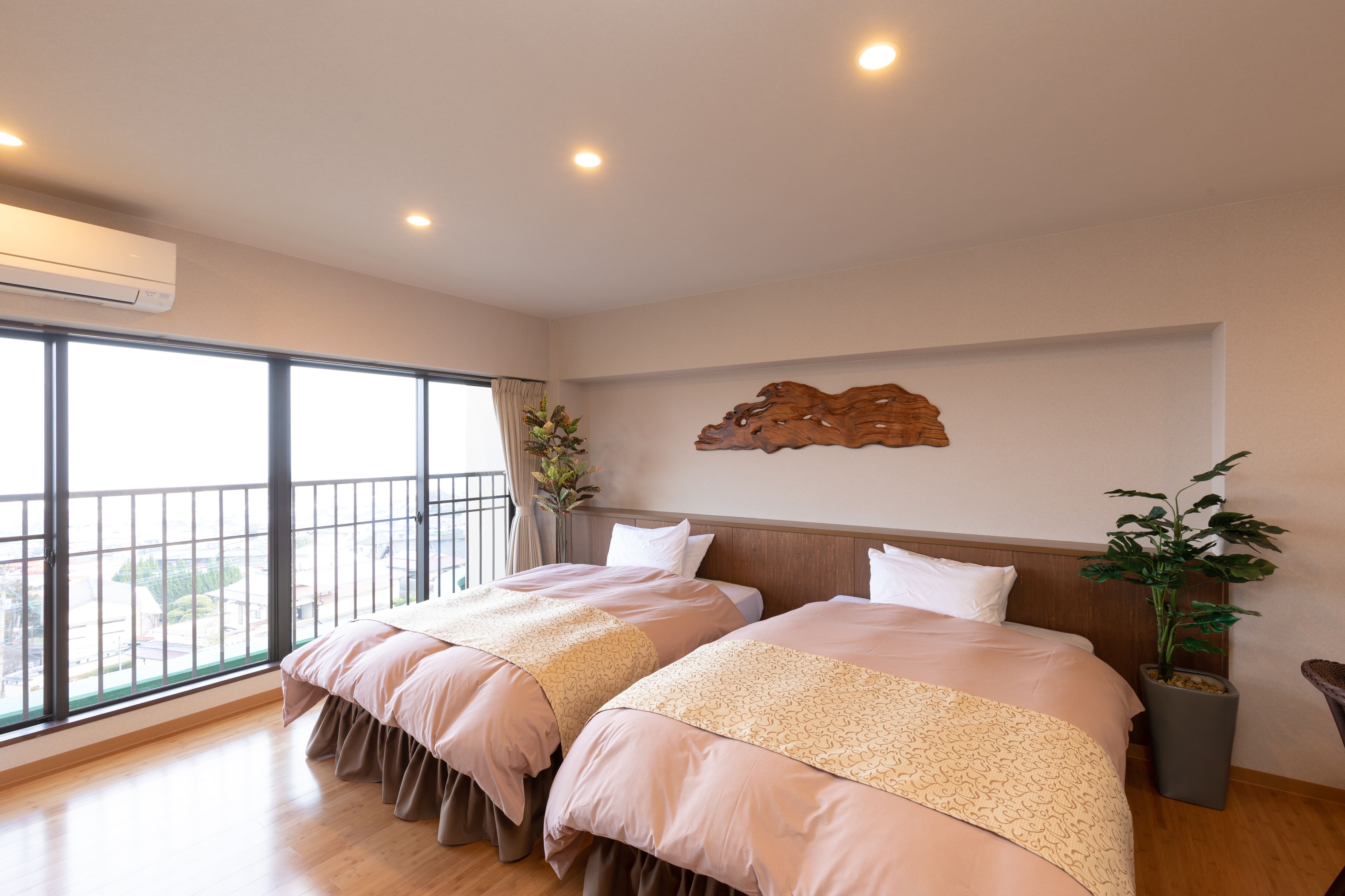 4th floor guest room with open-air bath
