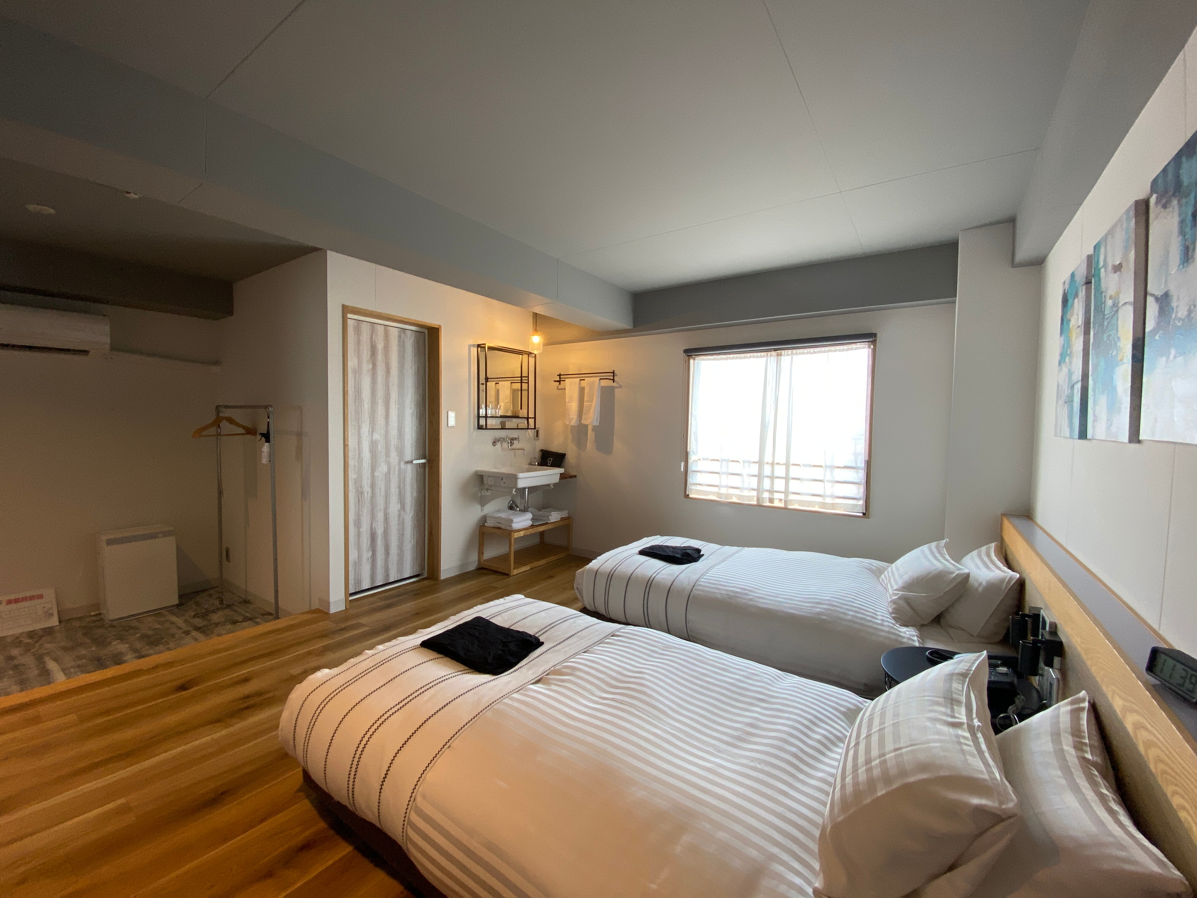 5th floor deTOUR Superior Twin Room example