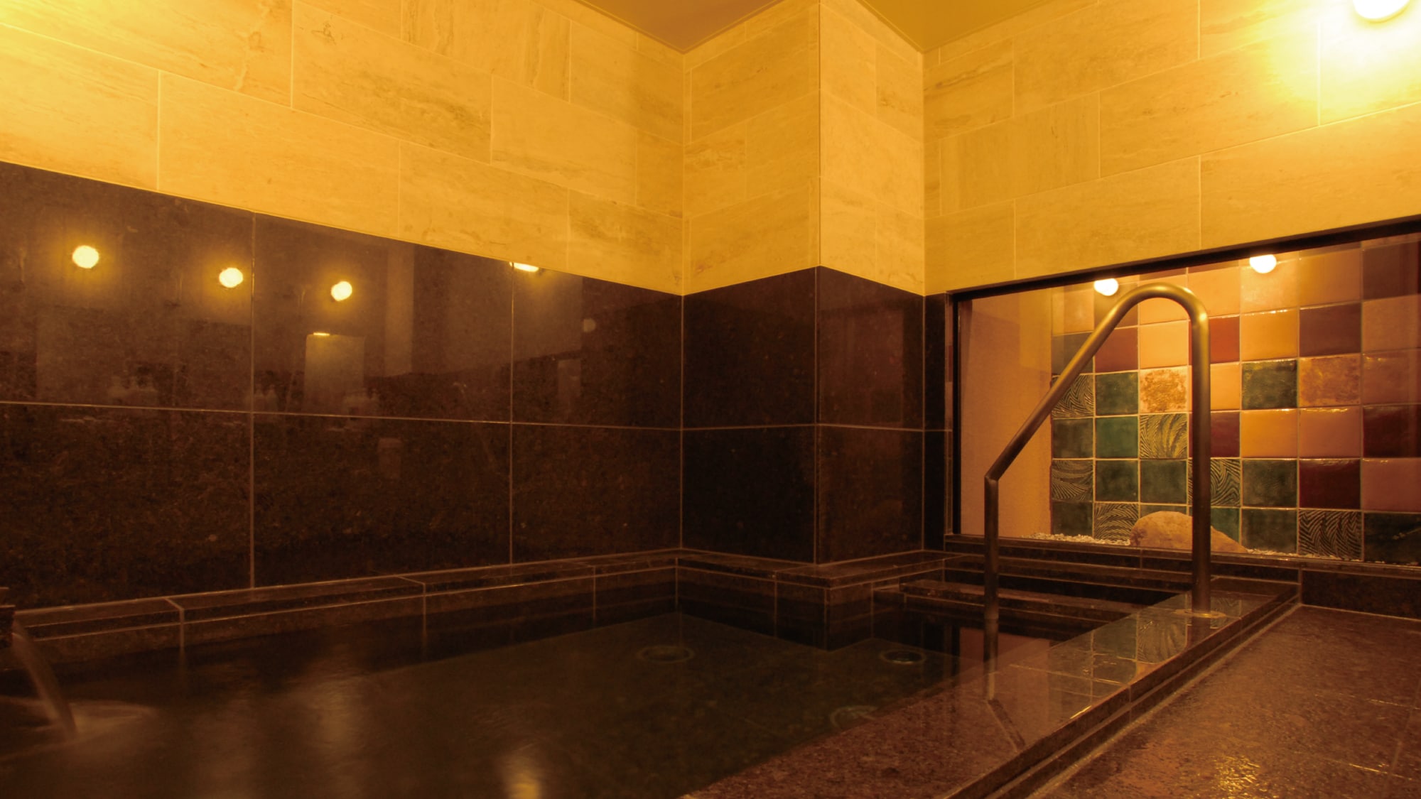 [Women's large bath]
